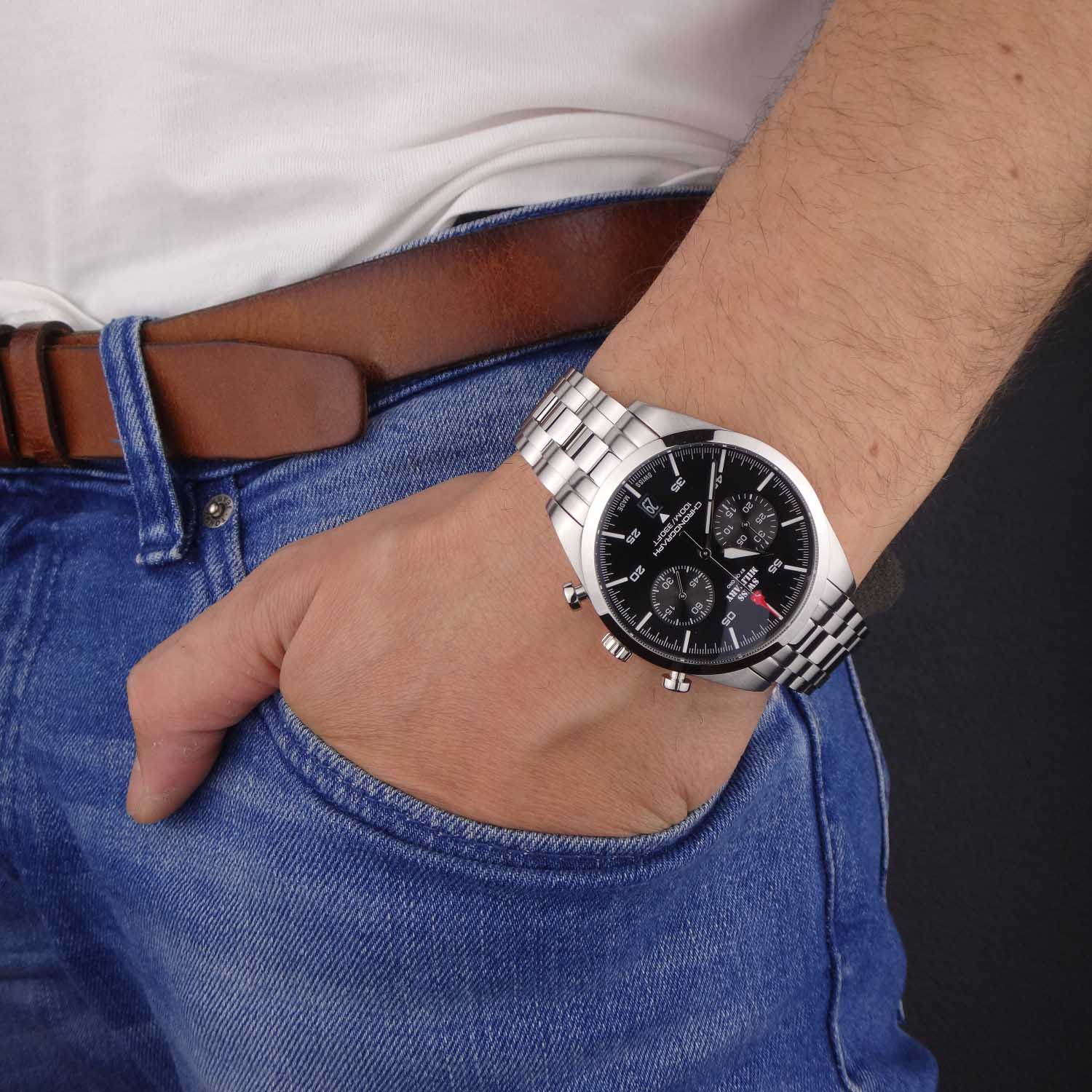 Swiss Military by Chrono Swiss Military by Chrono SM34090.01 кварцевые мужские часы часы крупный план черный циферблата