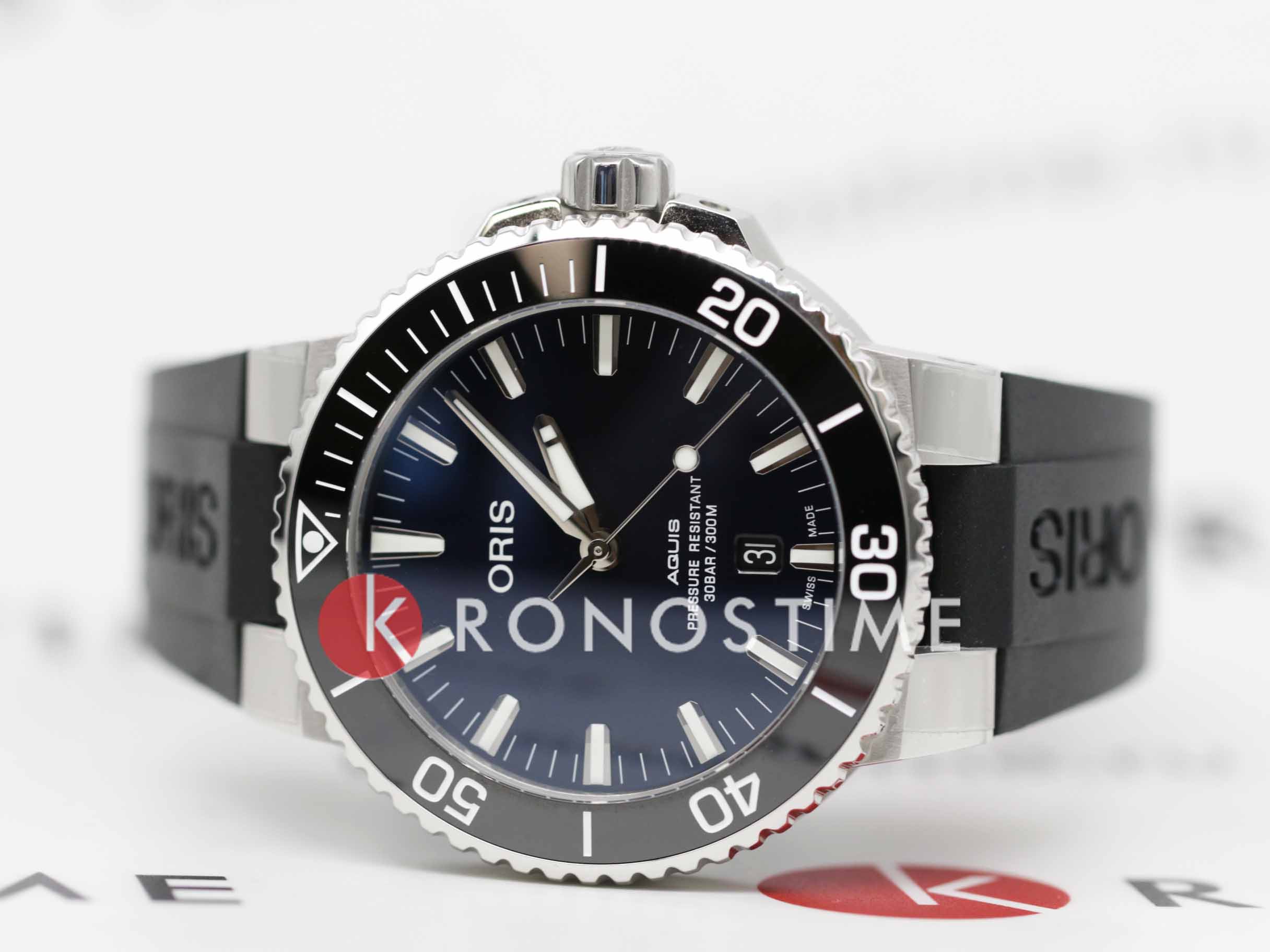 Оригинальные часы Oris Oris Aquis 01 733 7730 4135-07 4 24 64EB механические калибр механизма 733 общий вид
