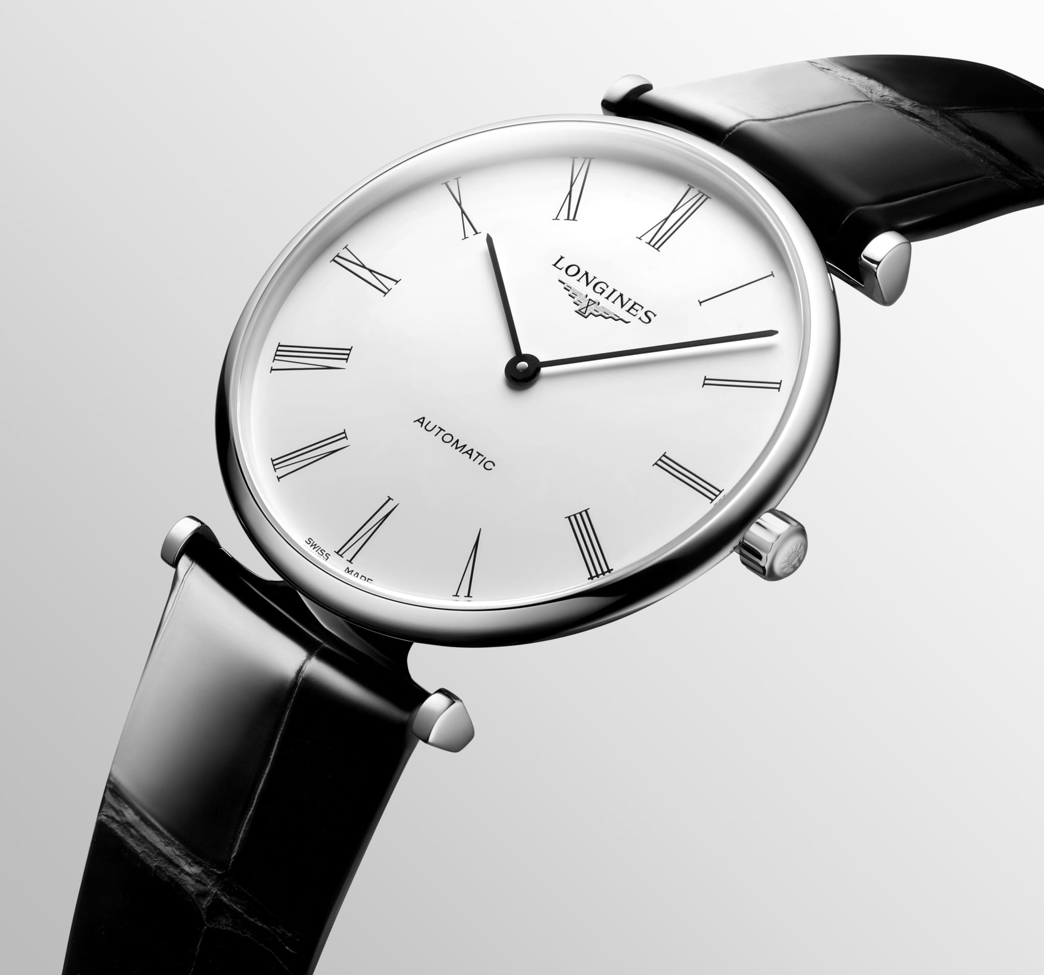 Longines Longines La Grande Classique  L4.918.4.11.2 механические мужские часы часы крупный план белый циферблата