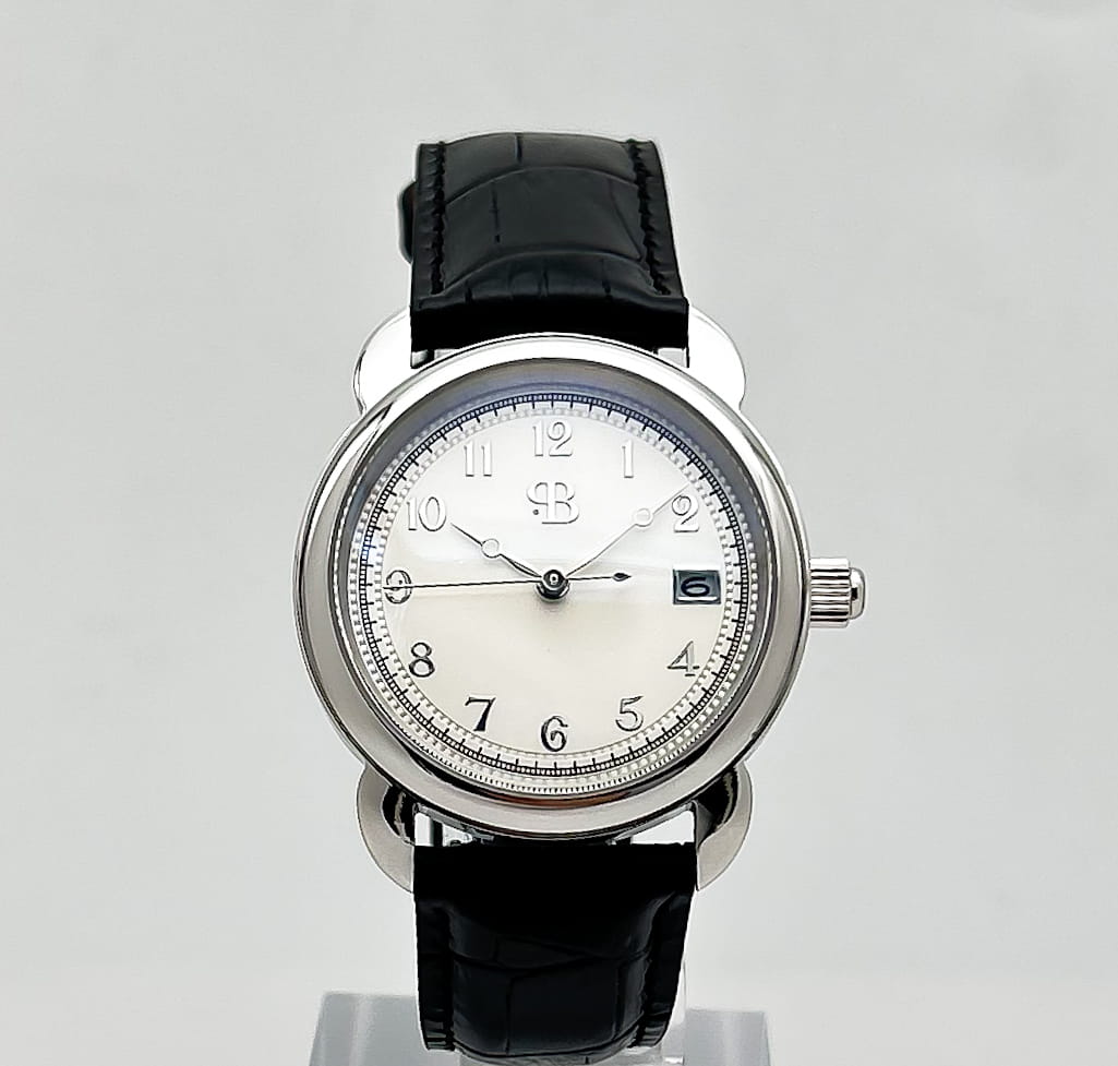 Русское Время 4070221 мужские часы застежка крупным планом