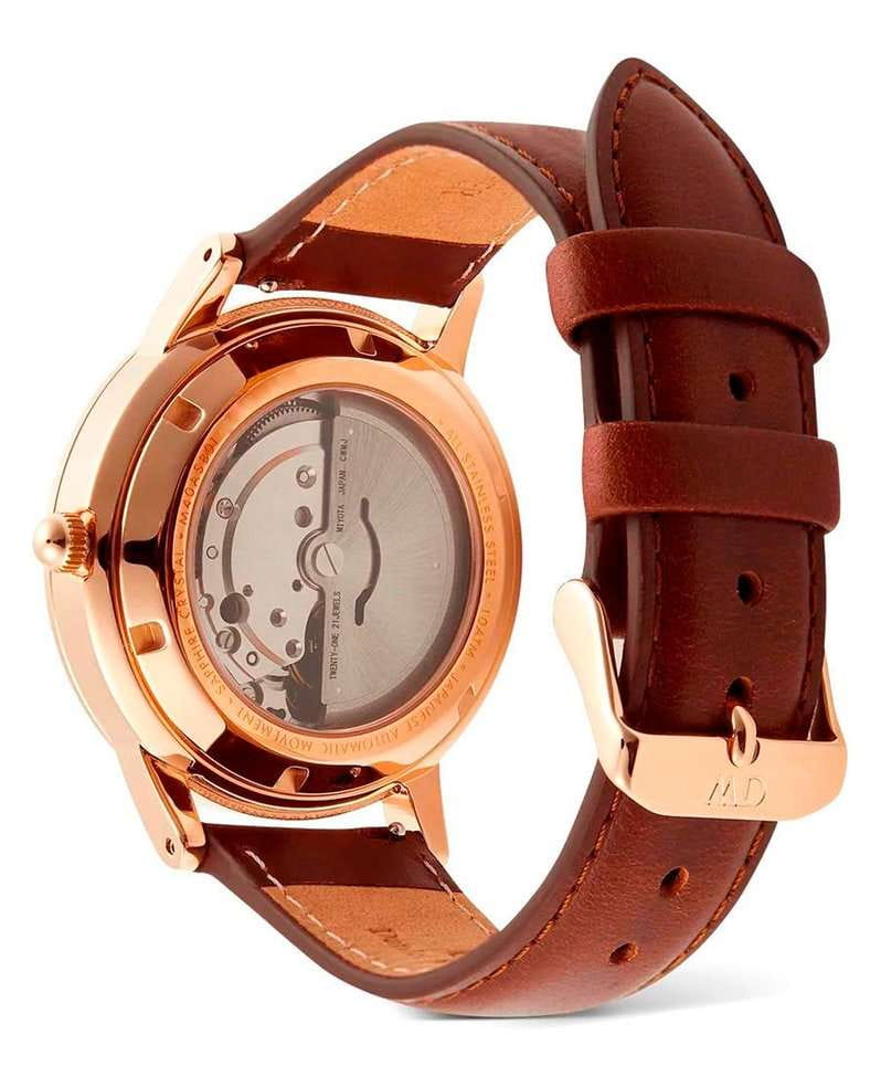 Daniel Wellington Daniel Wellington Iconic Automatic DW00100758, classic  швеция мужские часы на браслете кожаный боковой вид