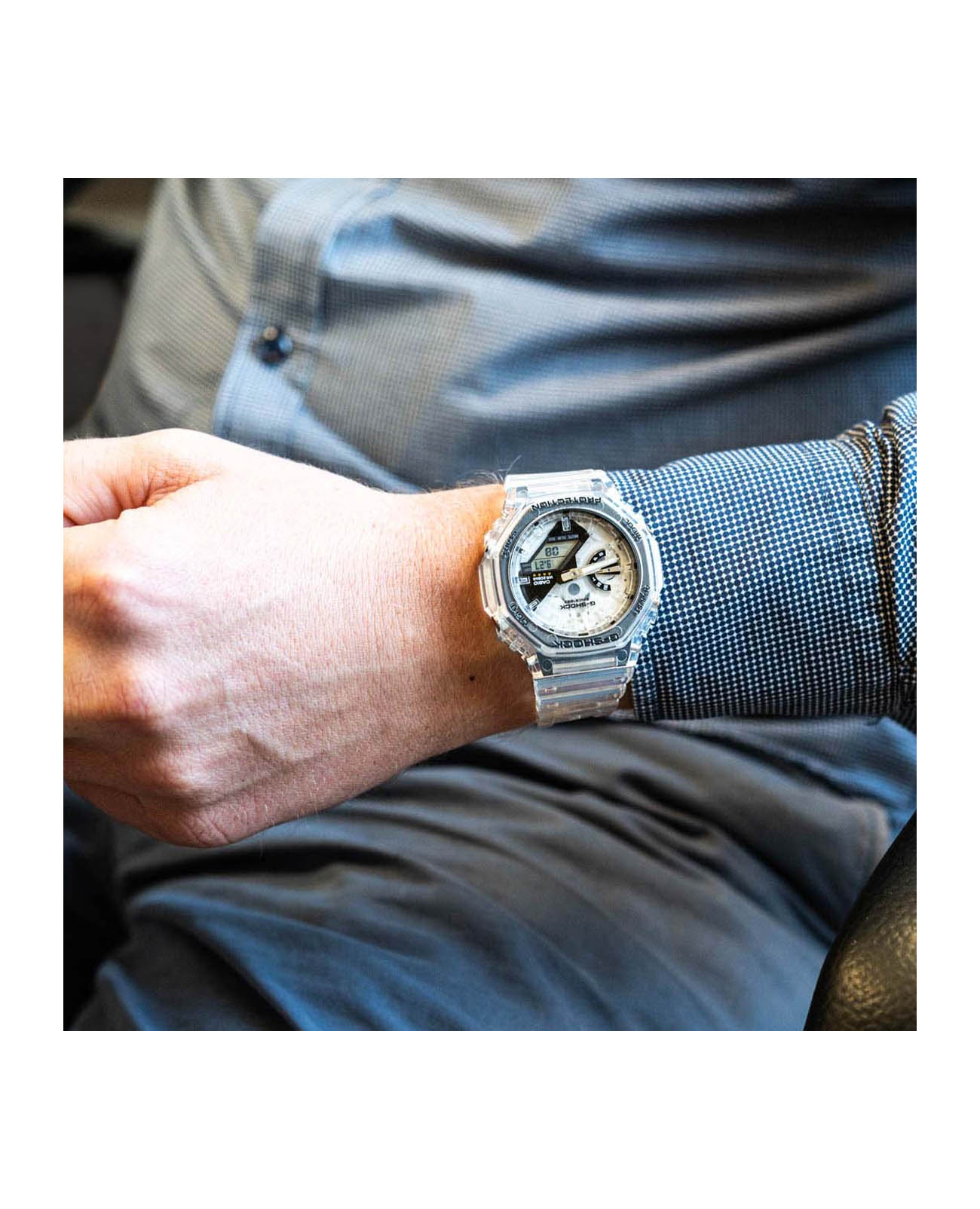 Casio Casio G-Shock GA-2140RX-7AER лимитированной серии, наручные мужские часы фото под углом