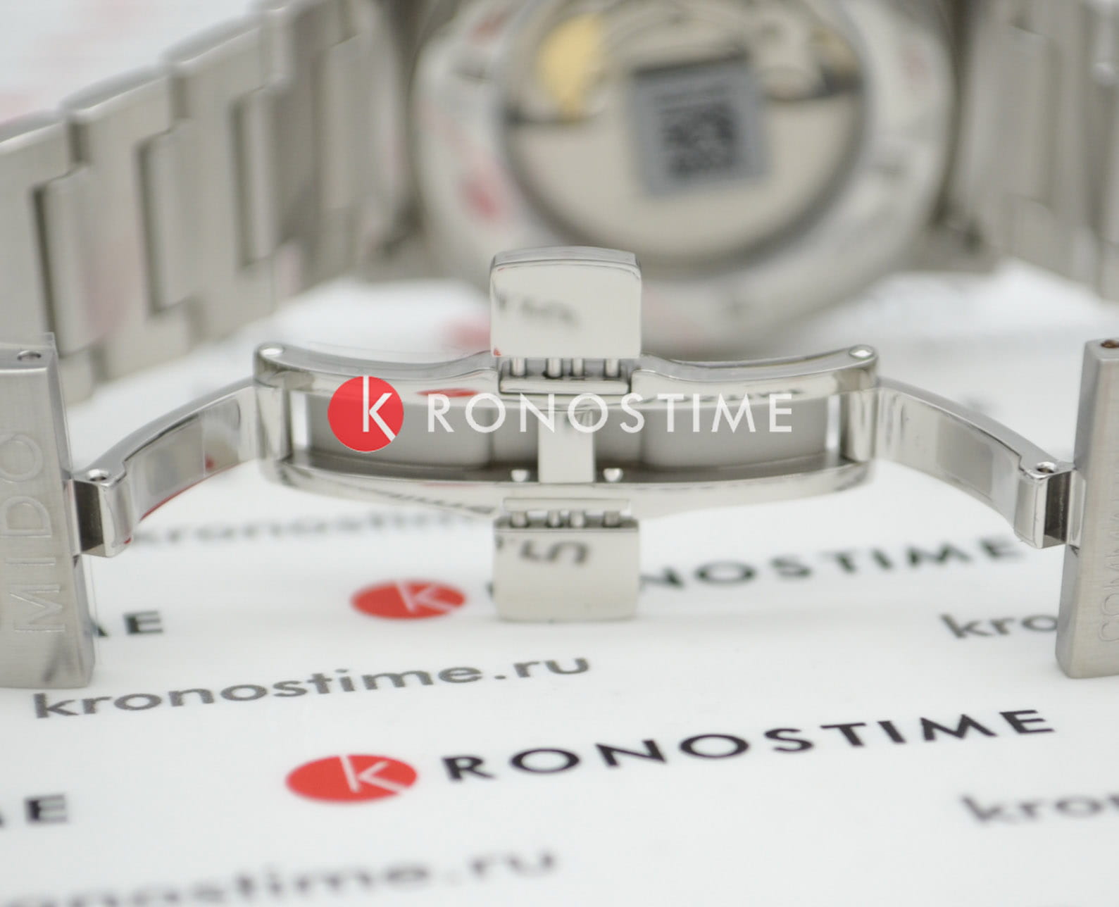 Mido Mido Commander Big Date M021.626.11.091.00  - задняя крышка сталь металл корпуса, швейцария часы