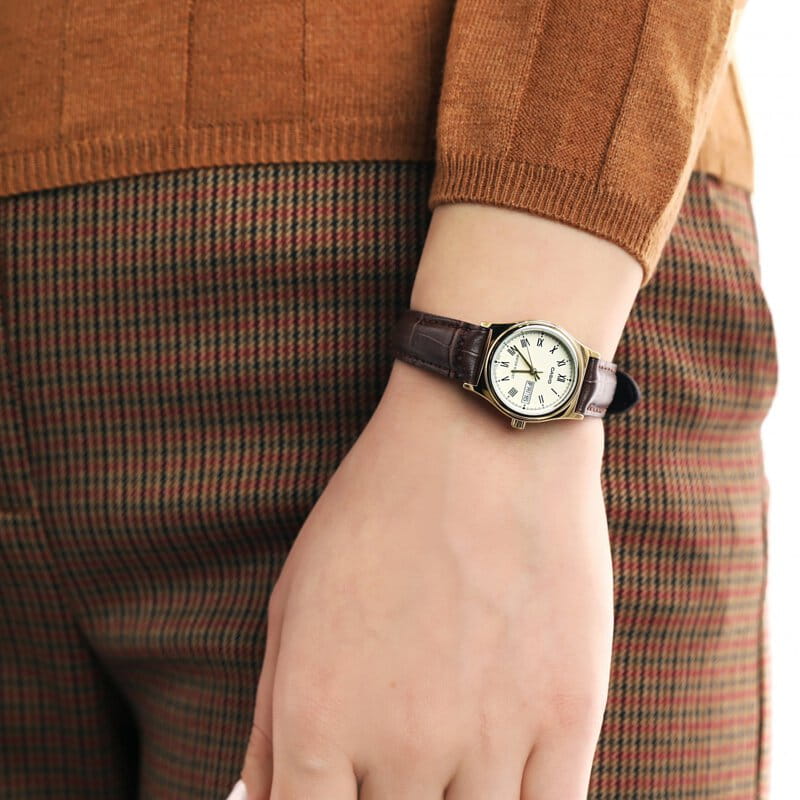 Casio Casio Collection LTP-V006GL-7B женские часы белый циферблат на запястье