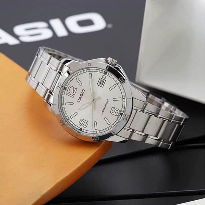 Casio Casio Collection MTP-V004D-7B2UDF (MTP-V004D-7B2)  — детали корпуса и нержавеющая сталь
