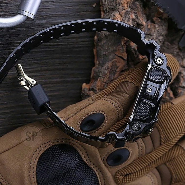 Casio Casio G-Shock GA-110GB-1A электронные мужские часы часы крупный план желтый циферблата