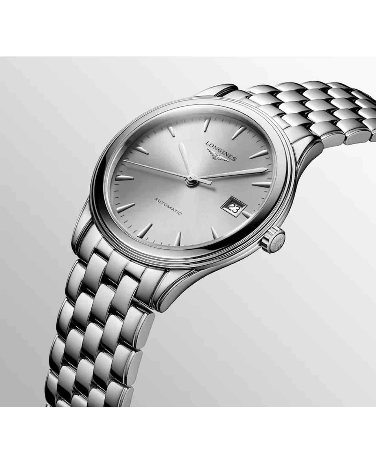 Longines Longines Flagship L4.974.4.72.6 механические мужские часы часы крупный план серебристый циферблата