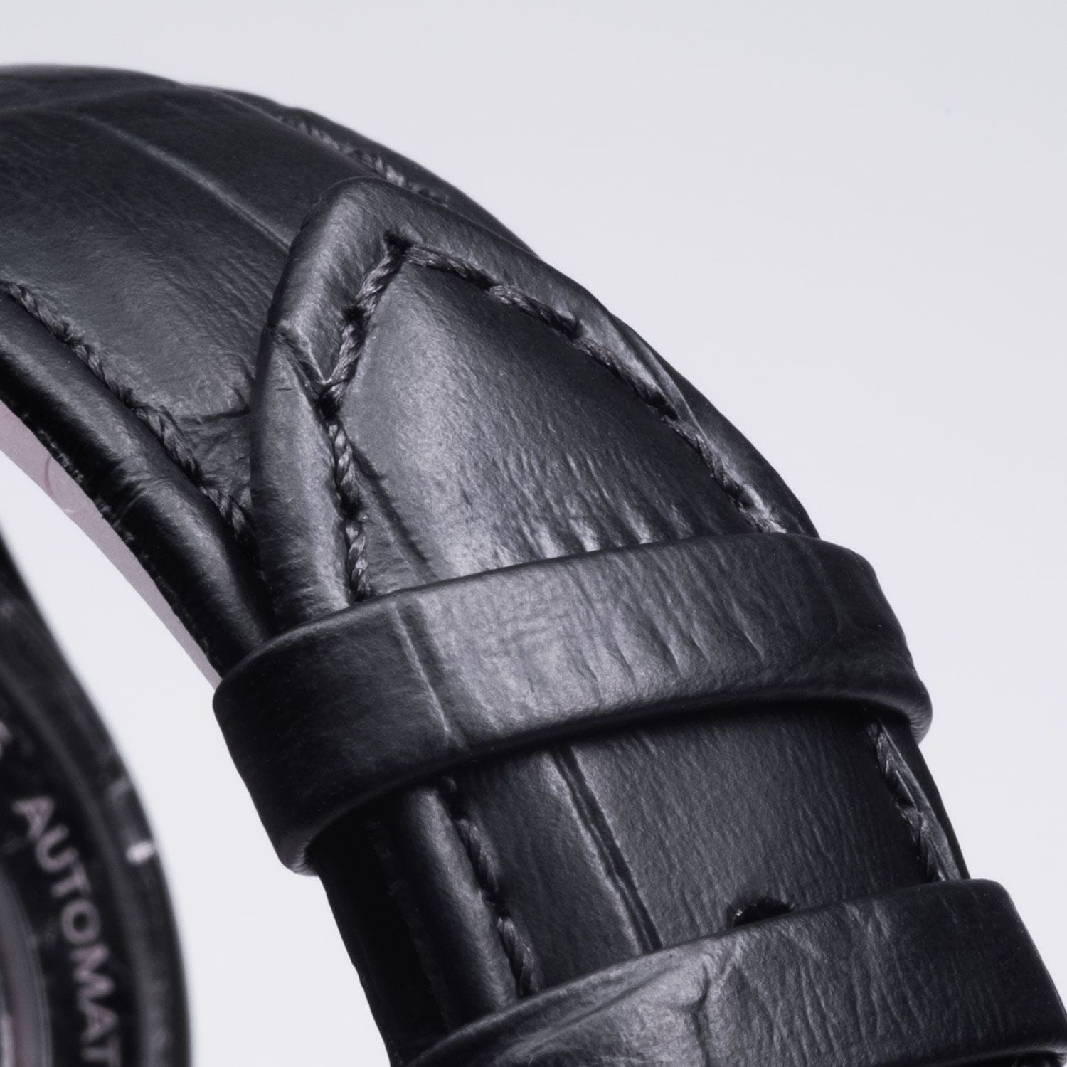 Swiss Military by Chrono Swiss Military by Chrono SMA34085.13  — детали корпуса и кожаный