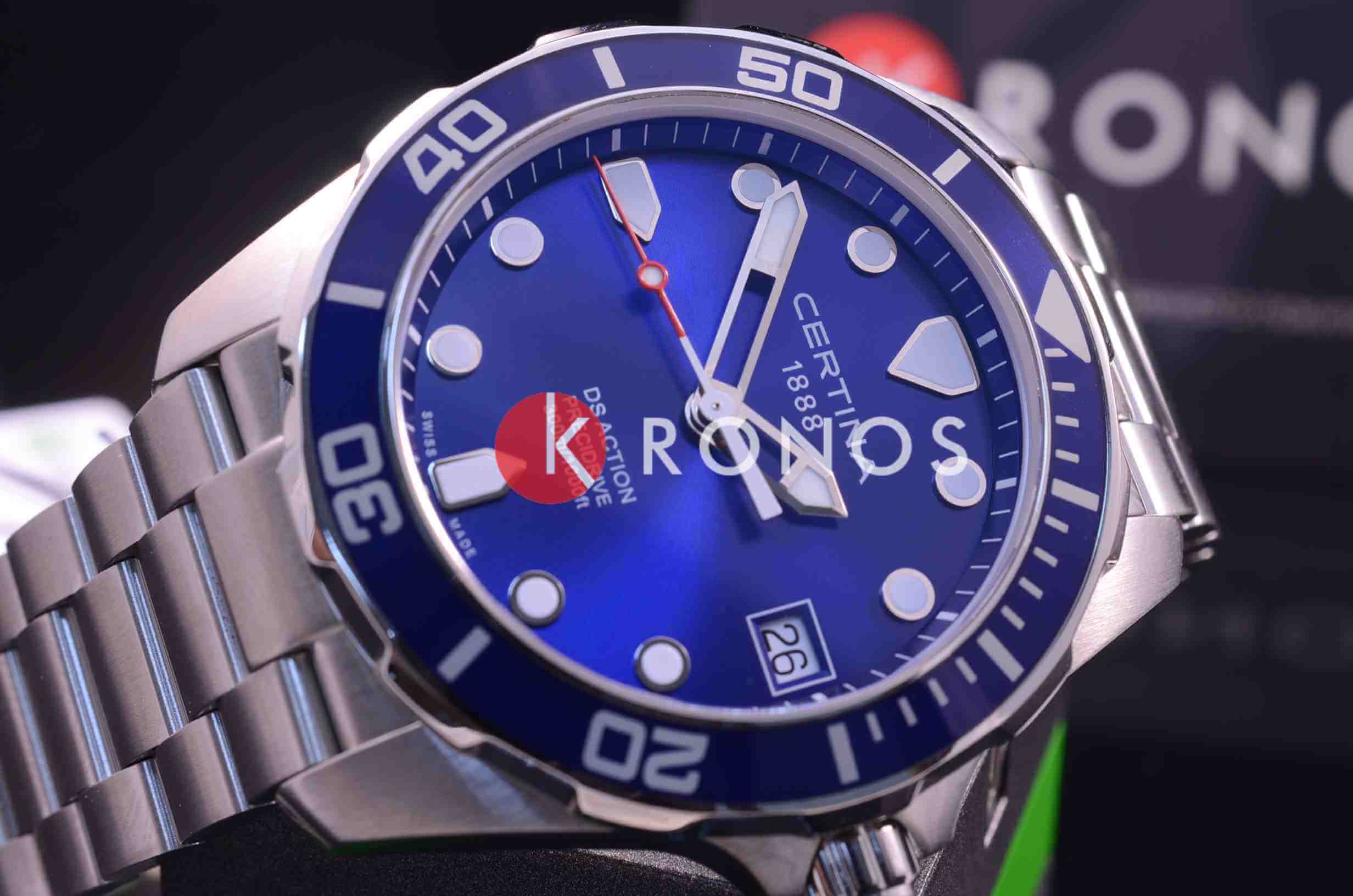 Certina Certina DS Action C032.410.11.041.00,  швейцария мужские часы на браслете нержавеющая сталь боковой вид