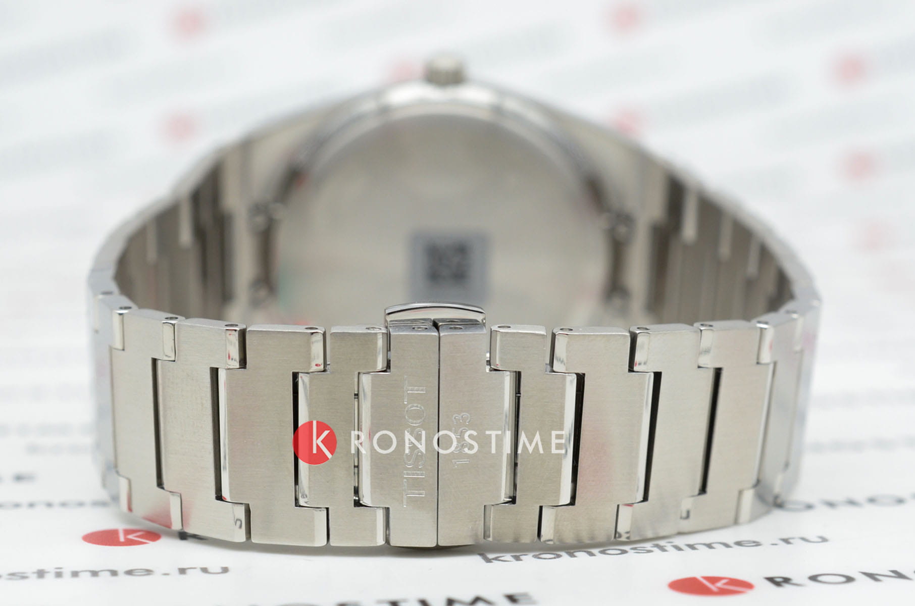 Tissot Tissot PRX Ocean Blue T137.410.11.041.00 кварцевые мужские часы часы крупный план синий циферблата