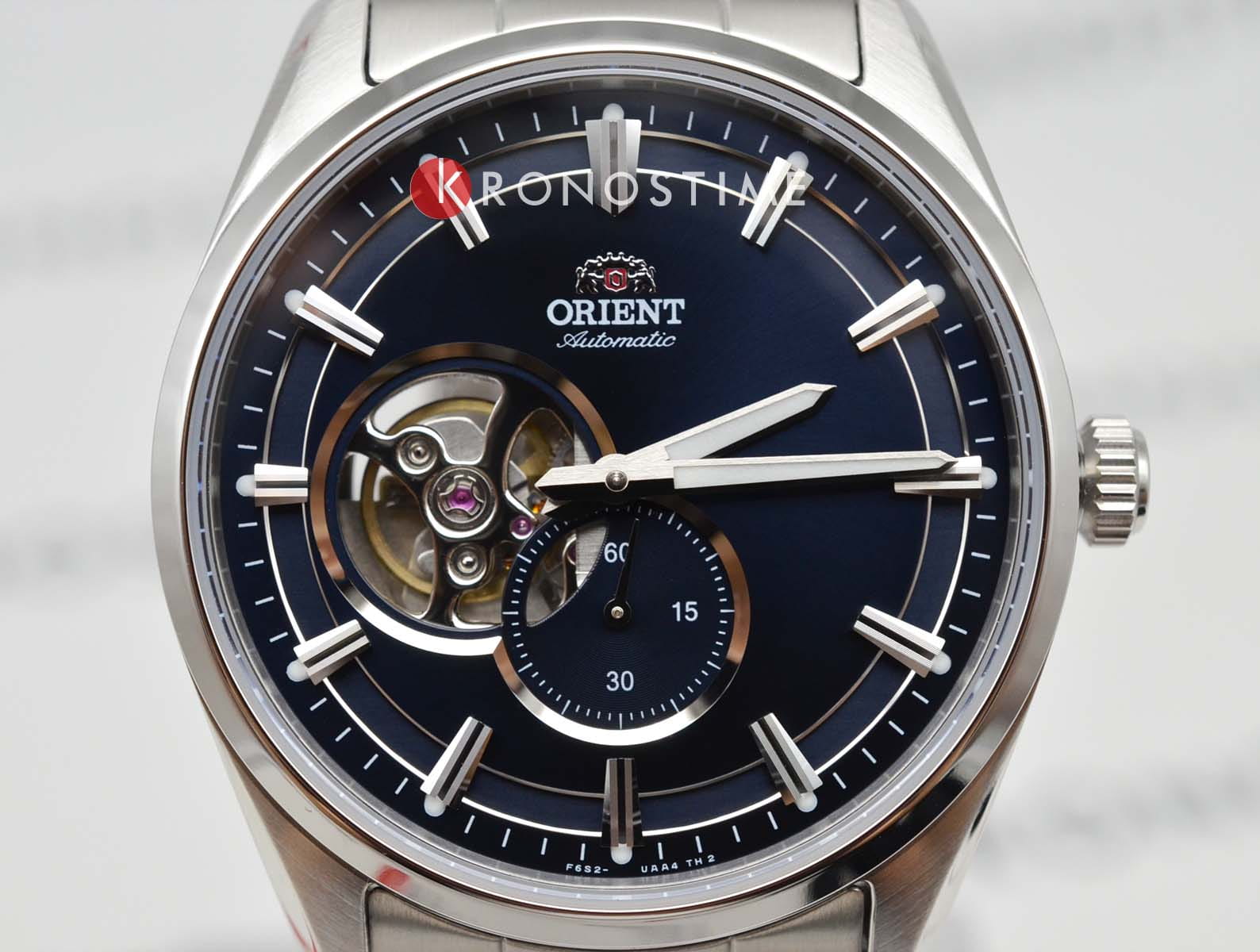 Orient Orient Automatic RA-AR0003L (RN-AR0003L), contemporary япония мужские часы на браслете нержавеющая сталь боковой вид