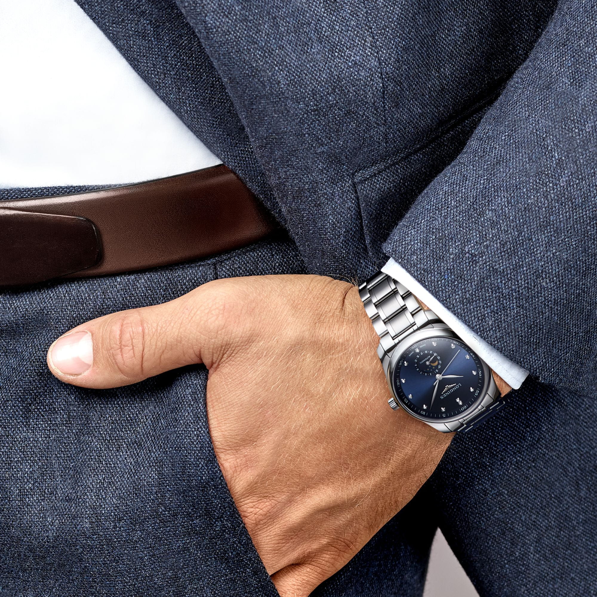 Longines Longines Master Collection L2.909.4.97.6 механические мужские часы часы крупный план синий циферблата