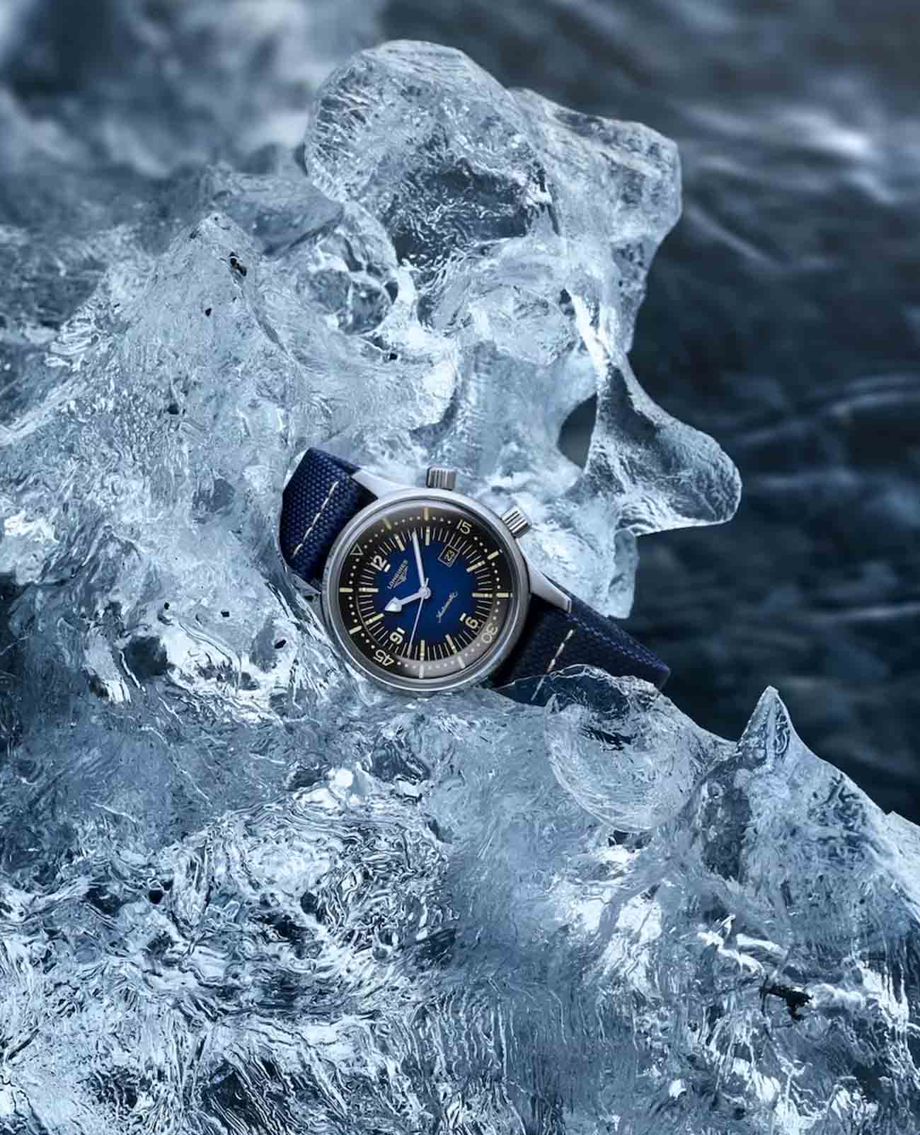 Longines Longines Legend Diver L3.374.4.90.2  — детали корпуса и тканевый