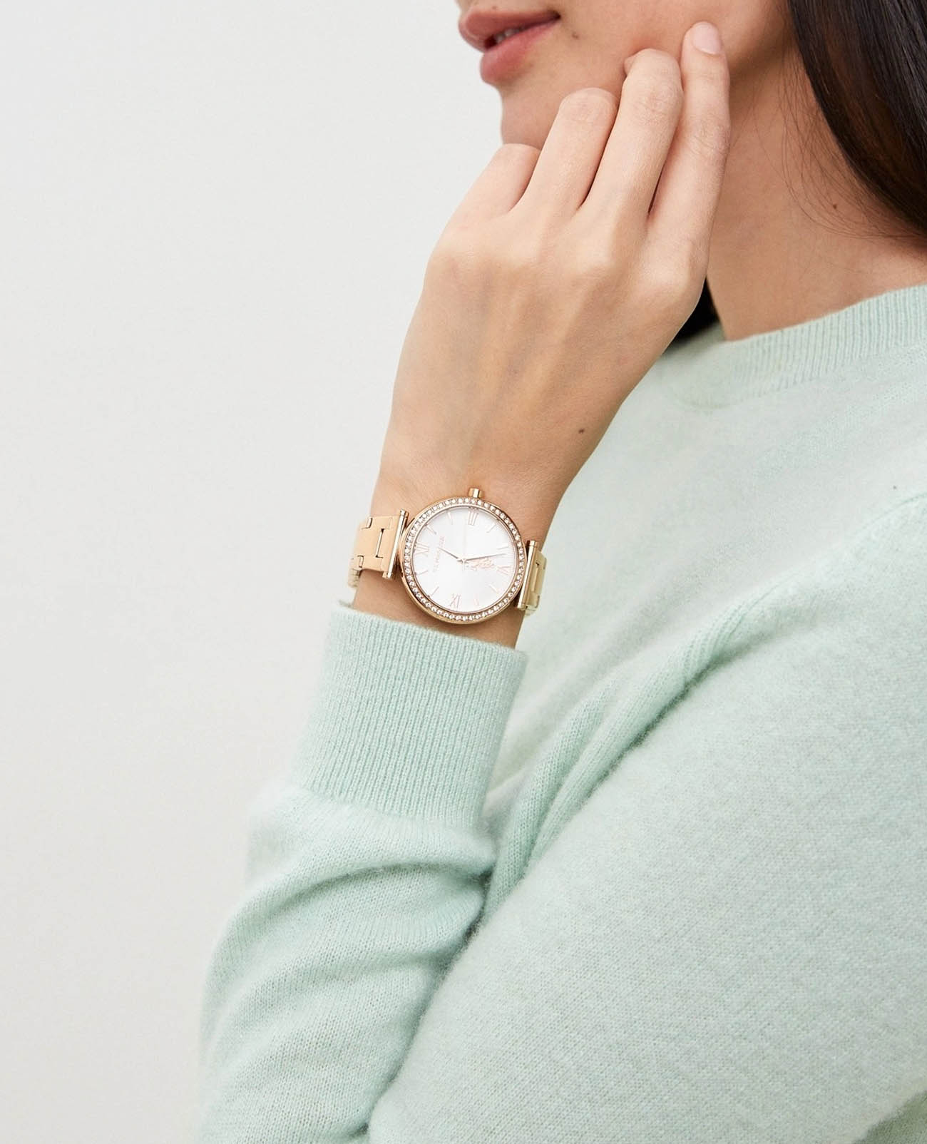 U.S. Polo Assn. U.S. Polo Assn Stile USPA2032-01,  сша женские часы на браслете нержавеющая сталь с ip-покрытием боковой вид