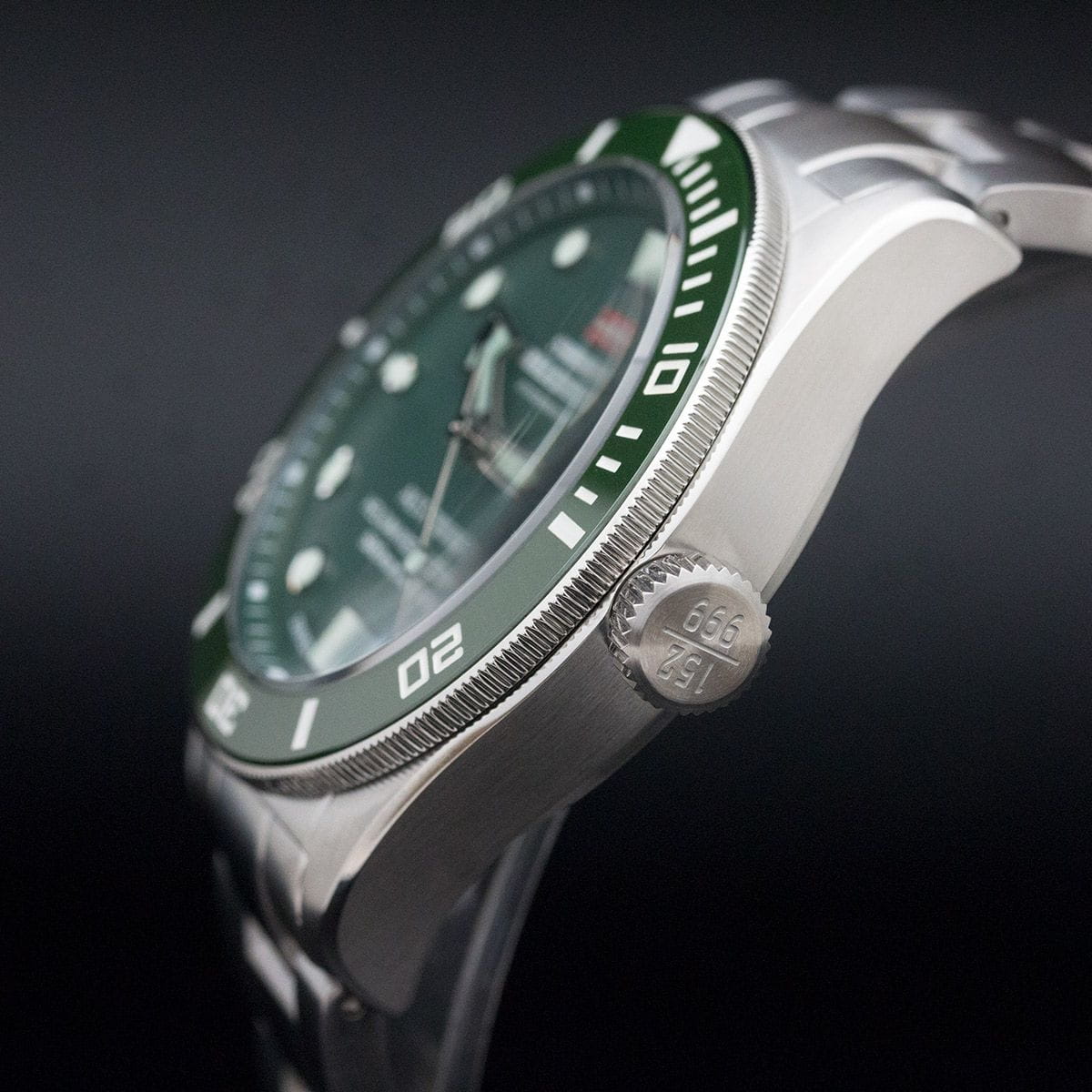 Оригинальные часы Swiss Military by Chrono Swiss Military by Chrono Diver Limited Edition SMA34075.03 механические калибр механизма  общий вид