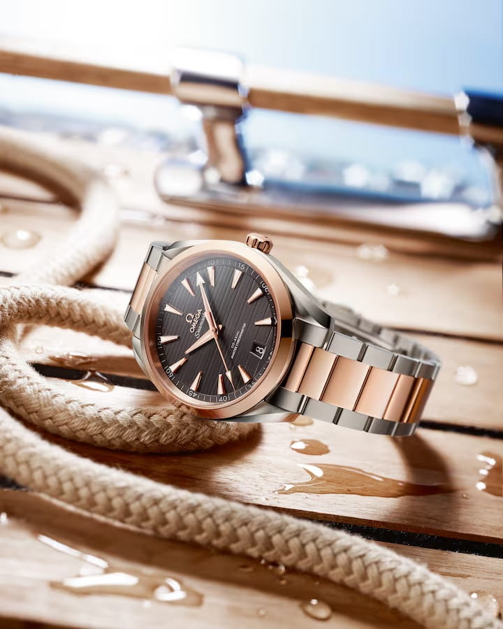Omega Omega Seamaster Aqua Terra 220.20.41.21.06.001 Aqua Terra, наручные мужские часы фото под углом