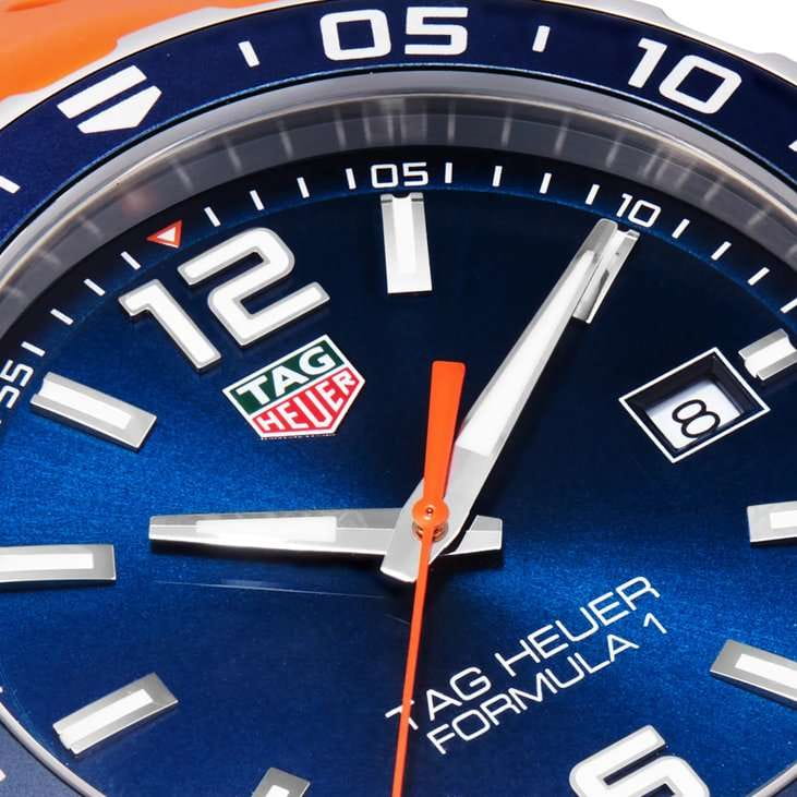 Оригинальные часы TAG Heuer TAG Heuer Formula 1 WAZ1010.FT8028 кварцевые калибр механизма  общий вид