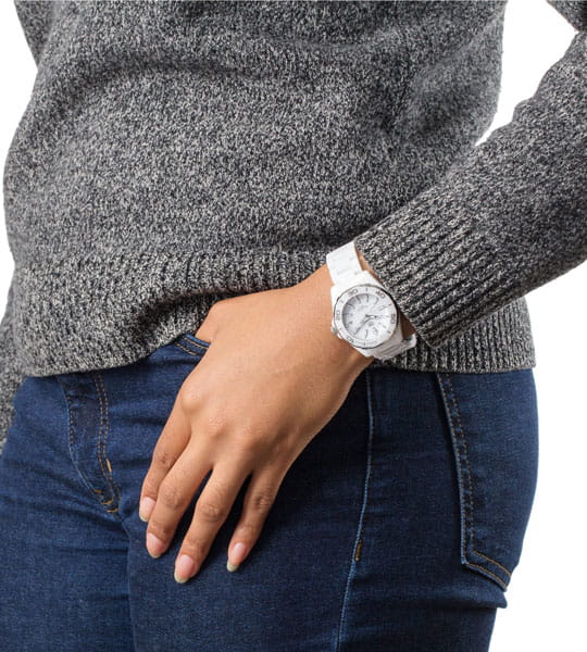 TAG Heuer TAG Heuer Aquaracer WAY1391.BH0717 кварцевые женские часы часы крупный план белый циферблата