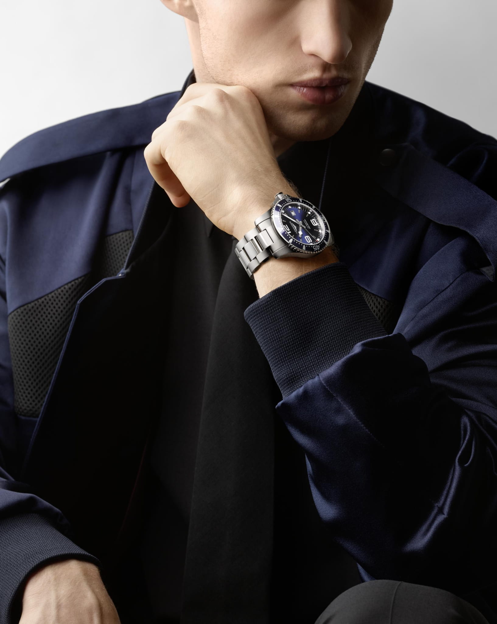 Оригинальные часы Longines Longines HydroConquest L3.841.4.96.6 механические калибр механизма l888.2 (на основе eta a31.l01) общий вид