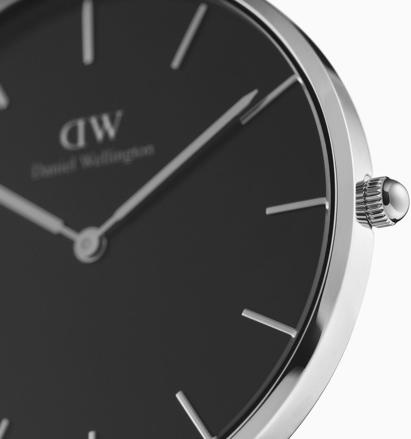 Daniel Wellington Daniel Wellington Petite Sterling DW00100304 , наручные женские часы фото под углом