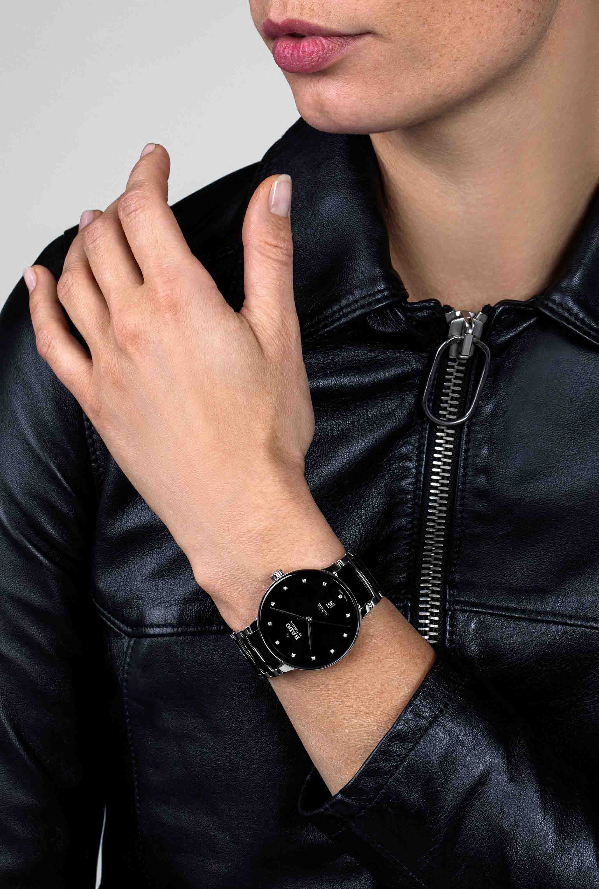 Оригинальные часы Rado Rado Centrix Automatic R30018742 механические калибр механизма  общий вид