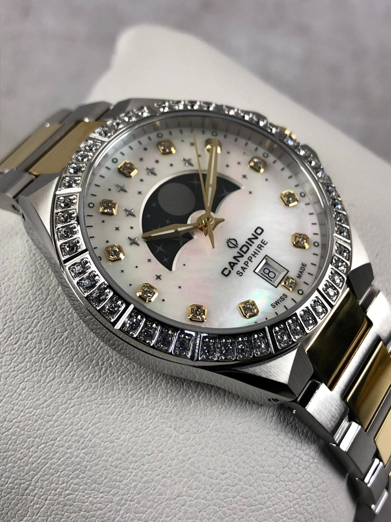 Candino Candino Lady Elegance Moonphase C4761/1,  швейцария женские часы на браслете нержавеющая сталь с pvd-покрытием боковой вид