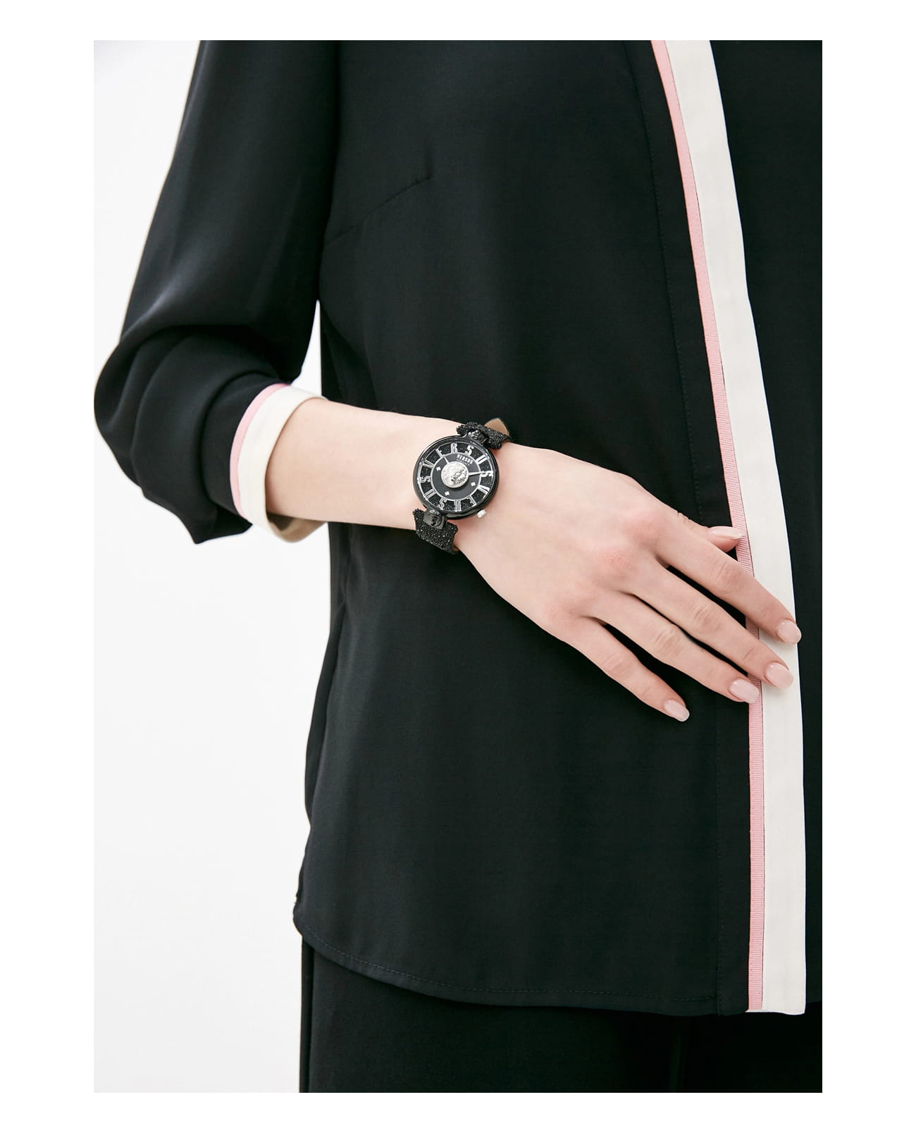 Versus Versace VSPVS0420 , наручные женские часы фото под углом