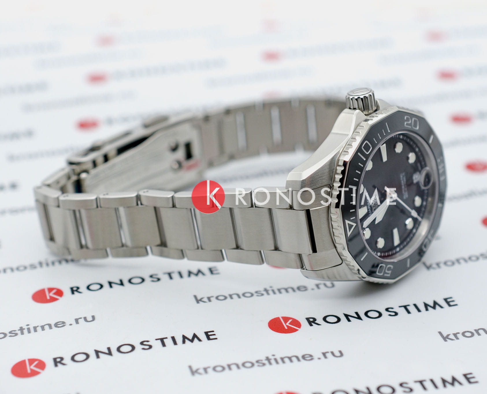 TAG Heuer WBP231D.BA0626 женские часы застежка крупным планом