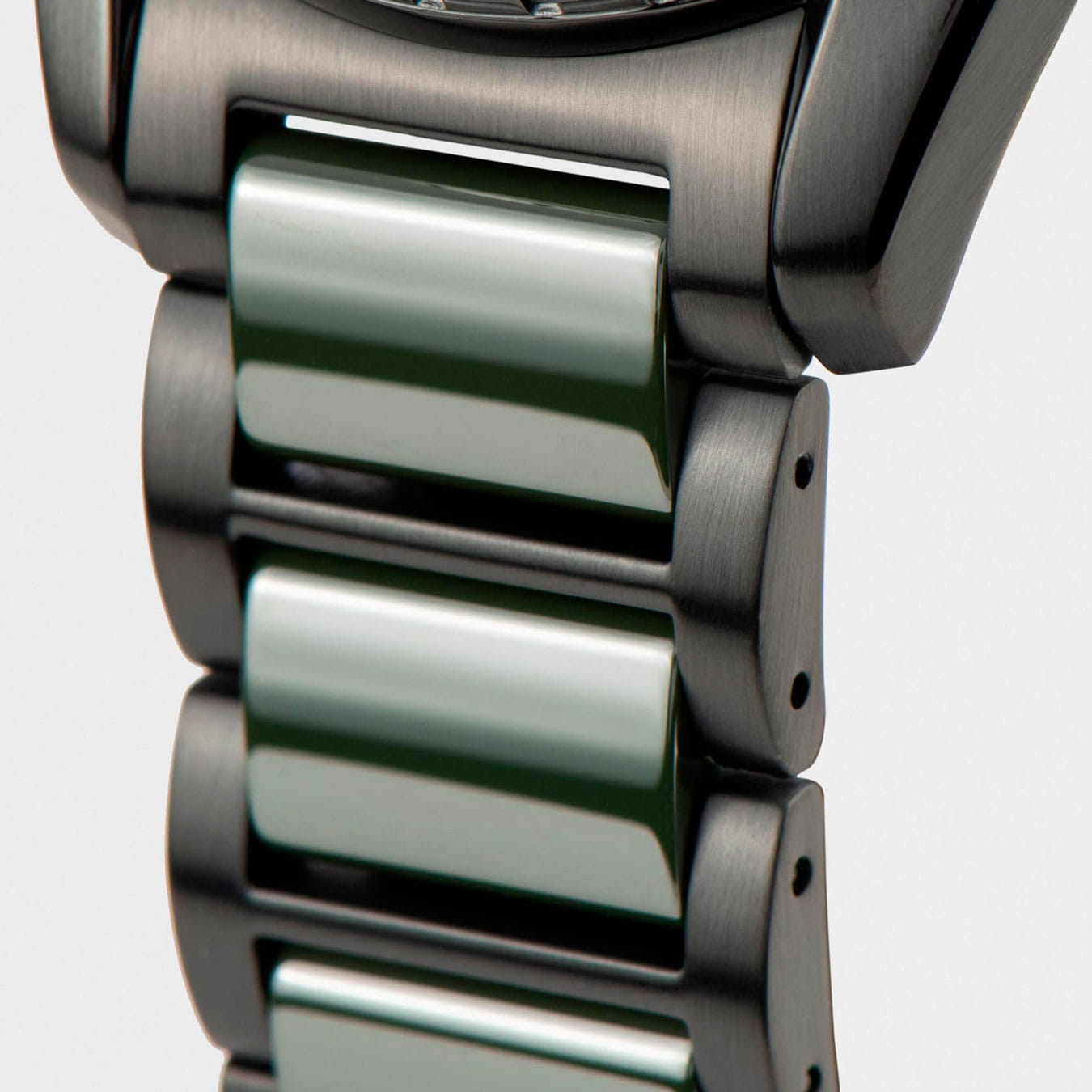Jacques Lemans Jacques Lemans High Tech Ceramic 42-10F мужские часы зеленый циферблат на запястье