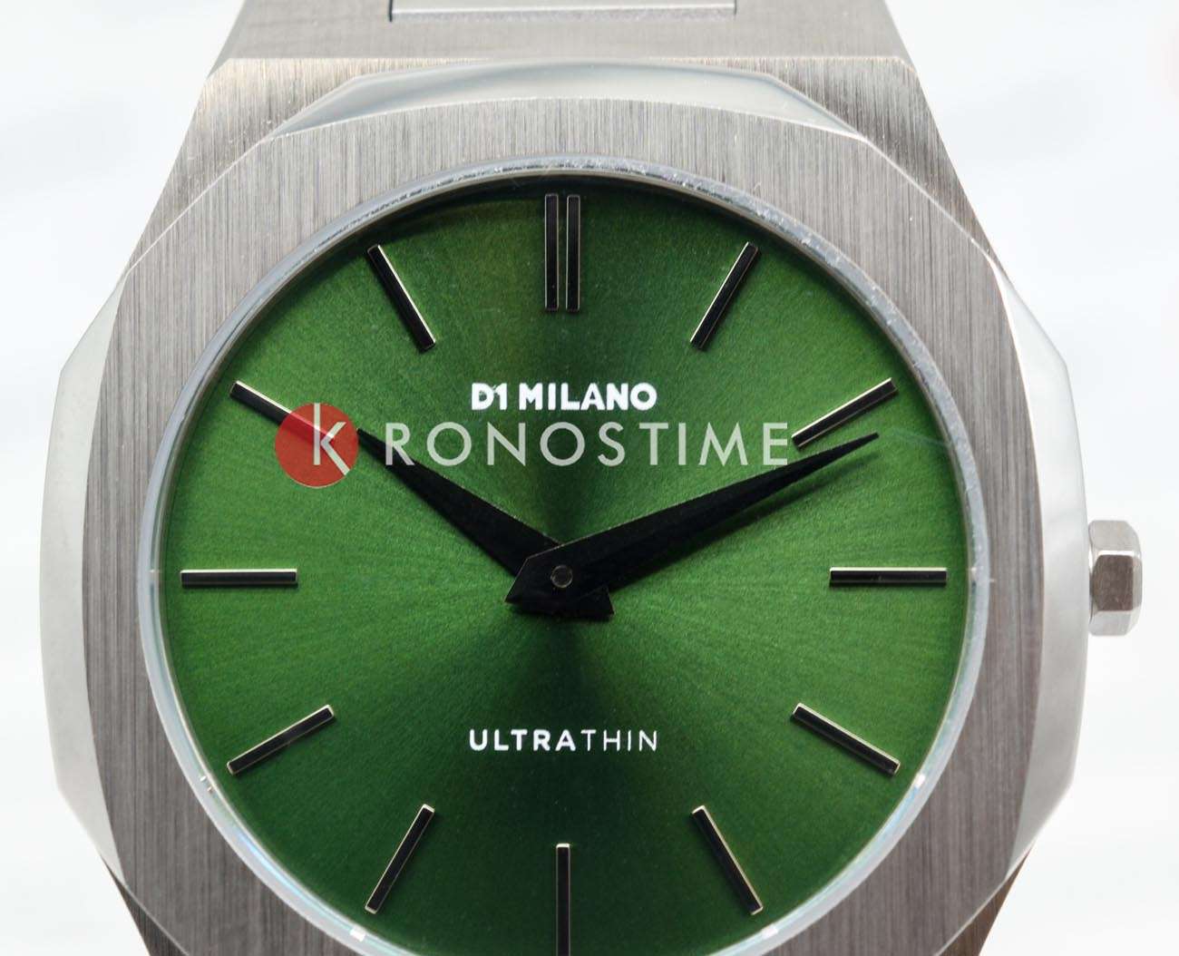 D1 Milano D1 Milano Ultra Thin UTBL11,  италия женские часы на браслете нержавеющая сталь боковой вид