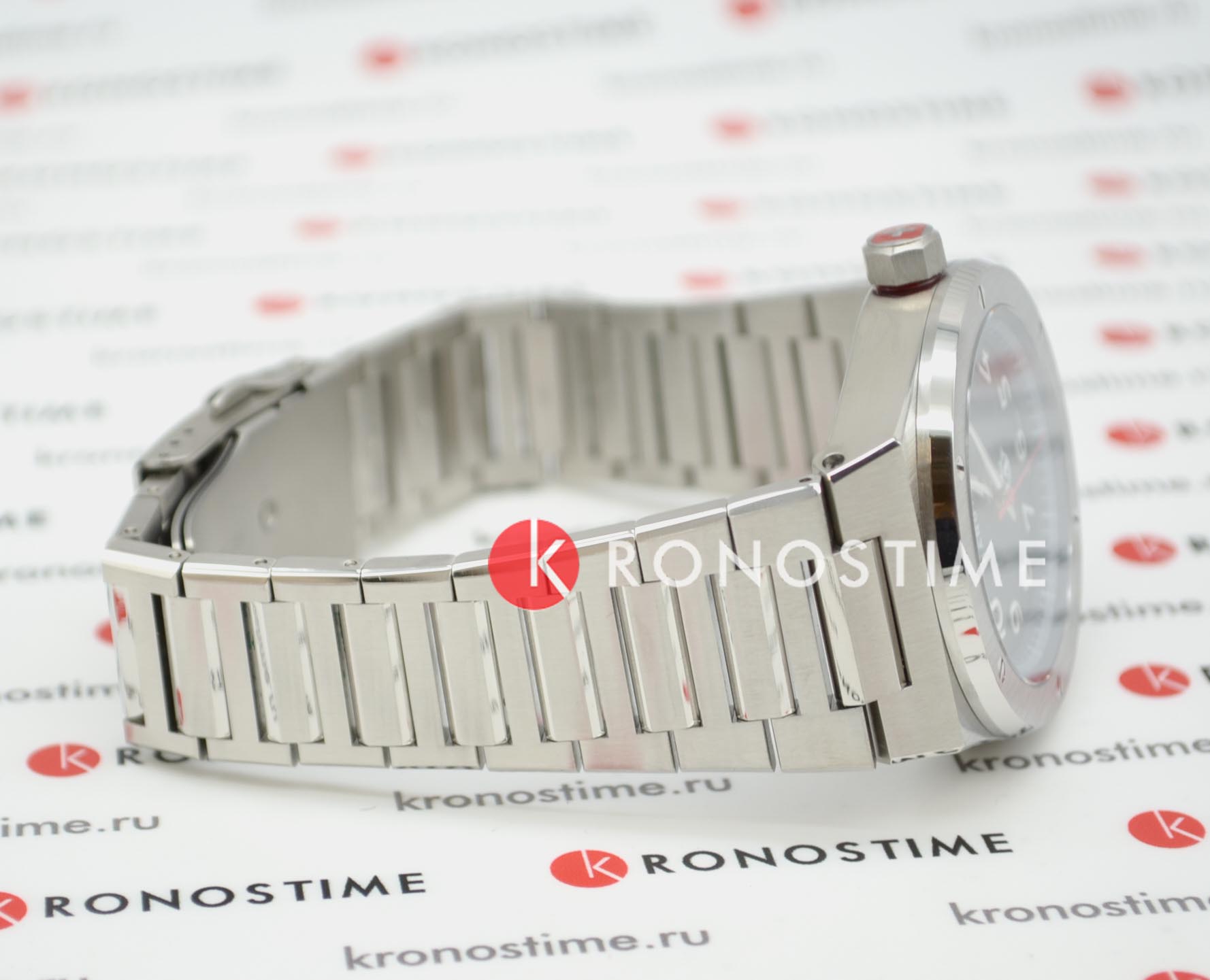 Swiss Military Hanowa Swiss Military Hanowa Sonoran SMWGH2101903 кварцевые мужские часы часы крупный план синий циферблата