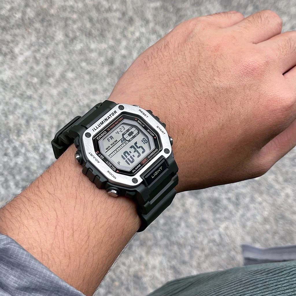Casio Casio Collection MWD-110H-3AVDF (MWD-110H-3A) , наручные мужские часы фото под углом