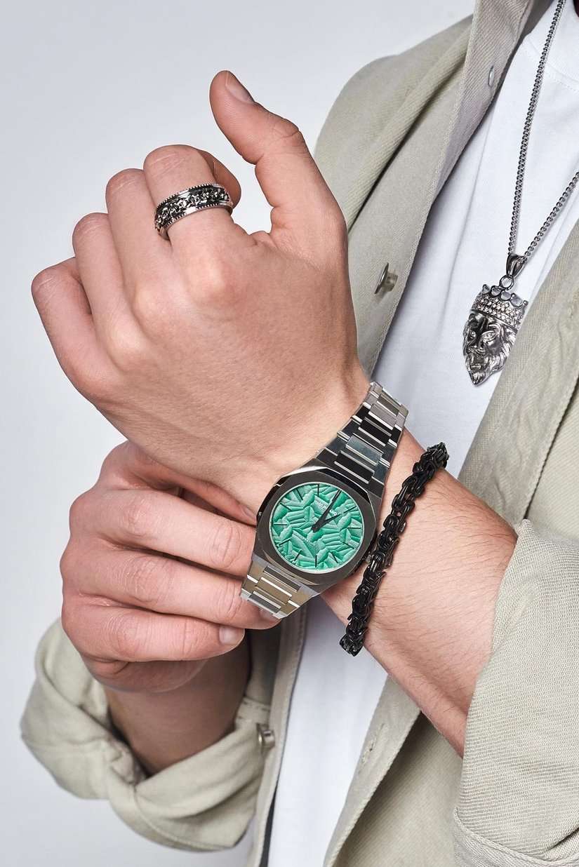 Оригинальные часы D1 Milano D1 Milano Ultra Thin UTBJ34 кварцевые калибр механизма miyota общий вид