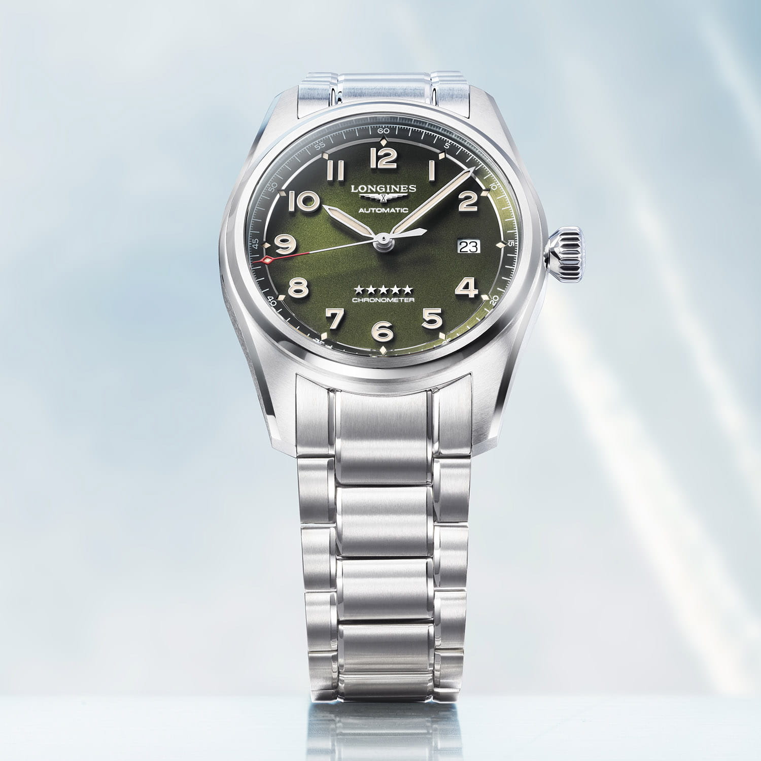 Longines Longines Spirit L3.810.4.03.6 механические мужские часы часы крупный план зеленый циферблата