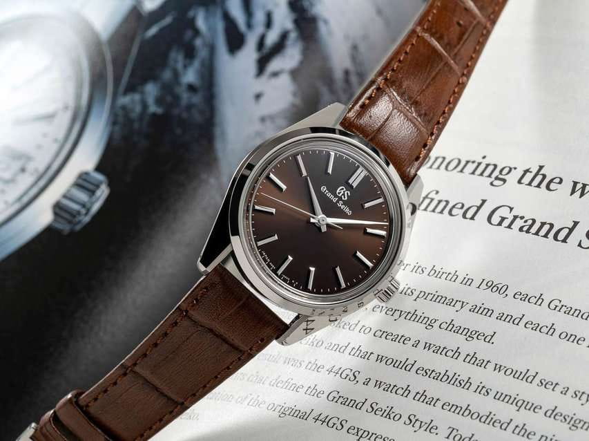 Seiko Seiko Grand Seiko SBGW293G механические мужские часы часы крупный план коричневый циферблата