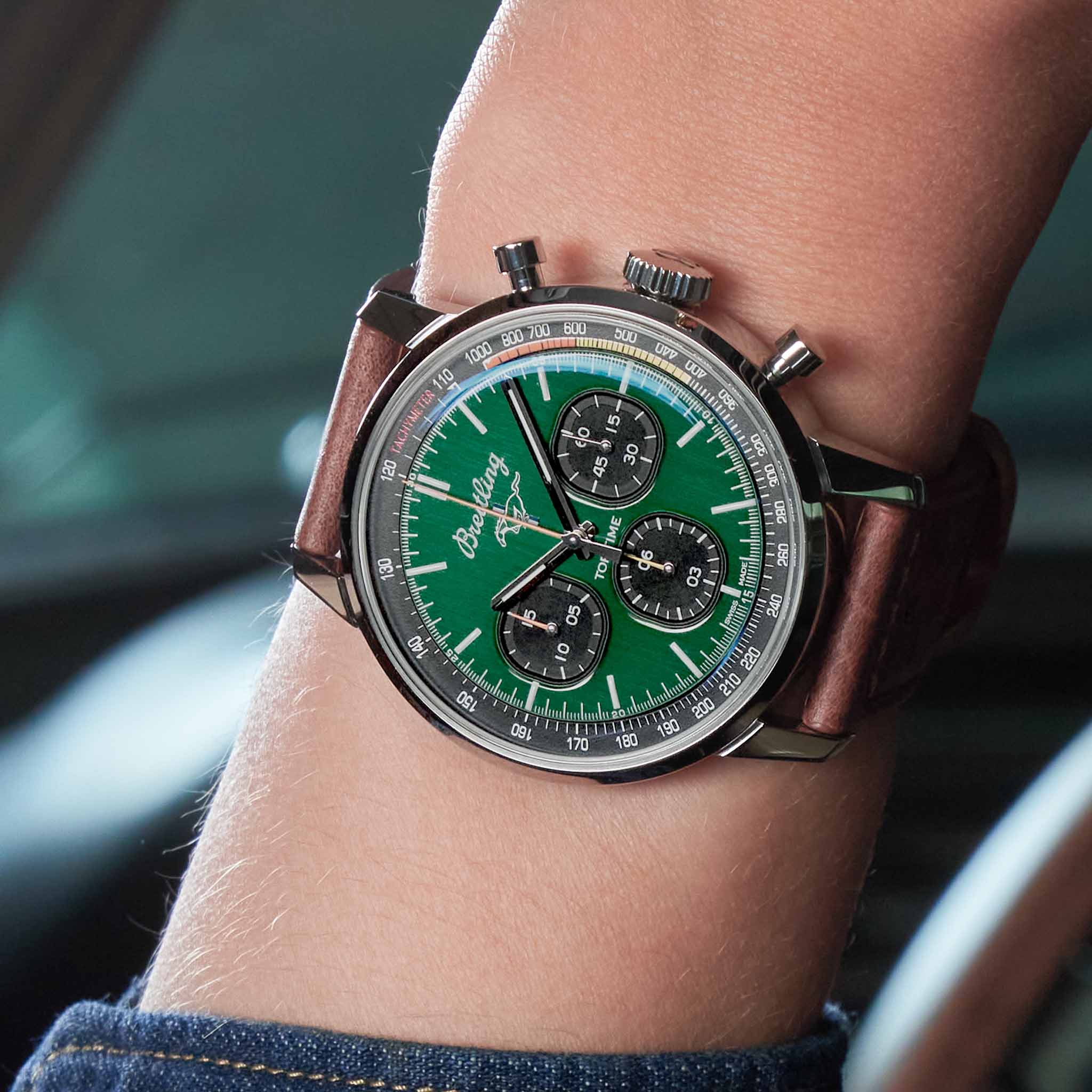 Breitling Breitling Top Time Ford Mustang A253101A1L1X1 мужские часы зеленый циферблат на запястье