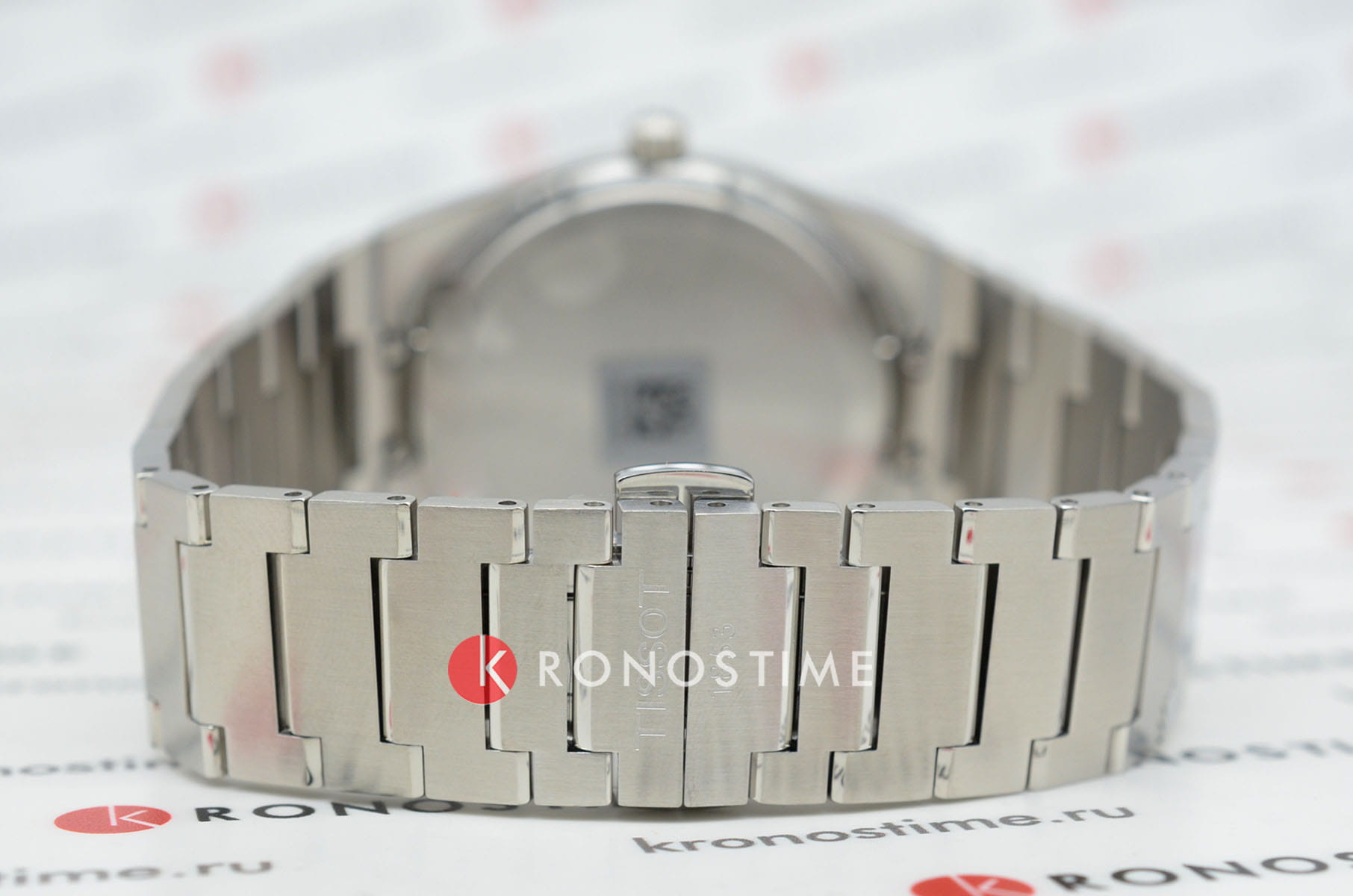 Tissot Tissot PRX T137.410.11.051.00 кварцевые мужские часы часы крупный план черный циферблата