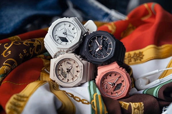 Casio Casio G-Shock GMA-S2100-4ADR (GMA-S2100-4A)  - задняя крышка пластик корпуса, япония часы