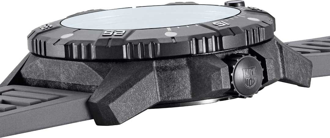 Luminox XS.3862 мужские часы застежка крупным планом