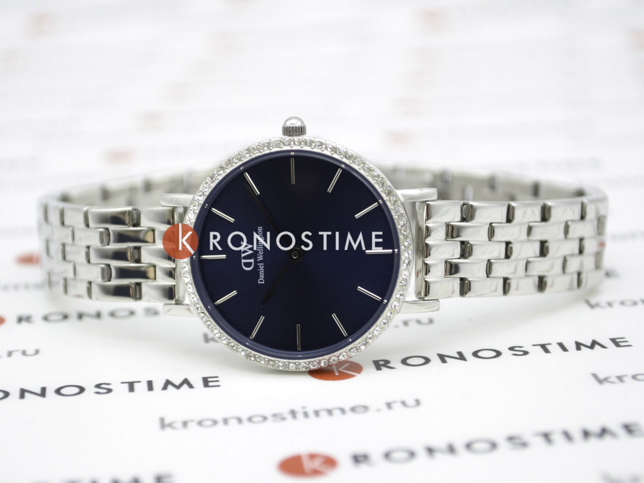 Daniel Wellington Daniel Wellington Petite DW00100664  - задняя крышка металл сталь корпуса, швеция часы
