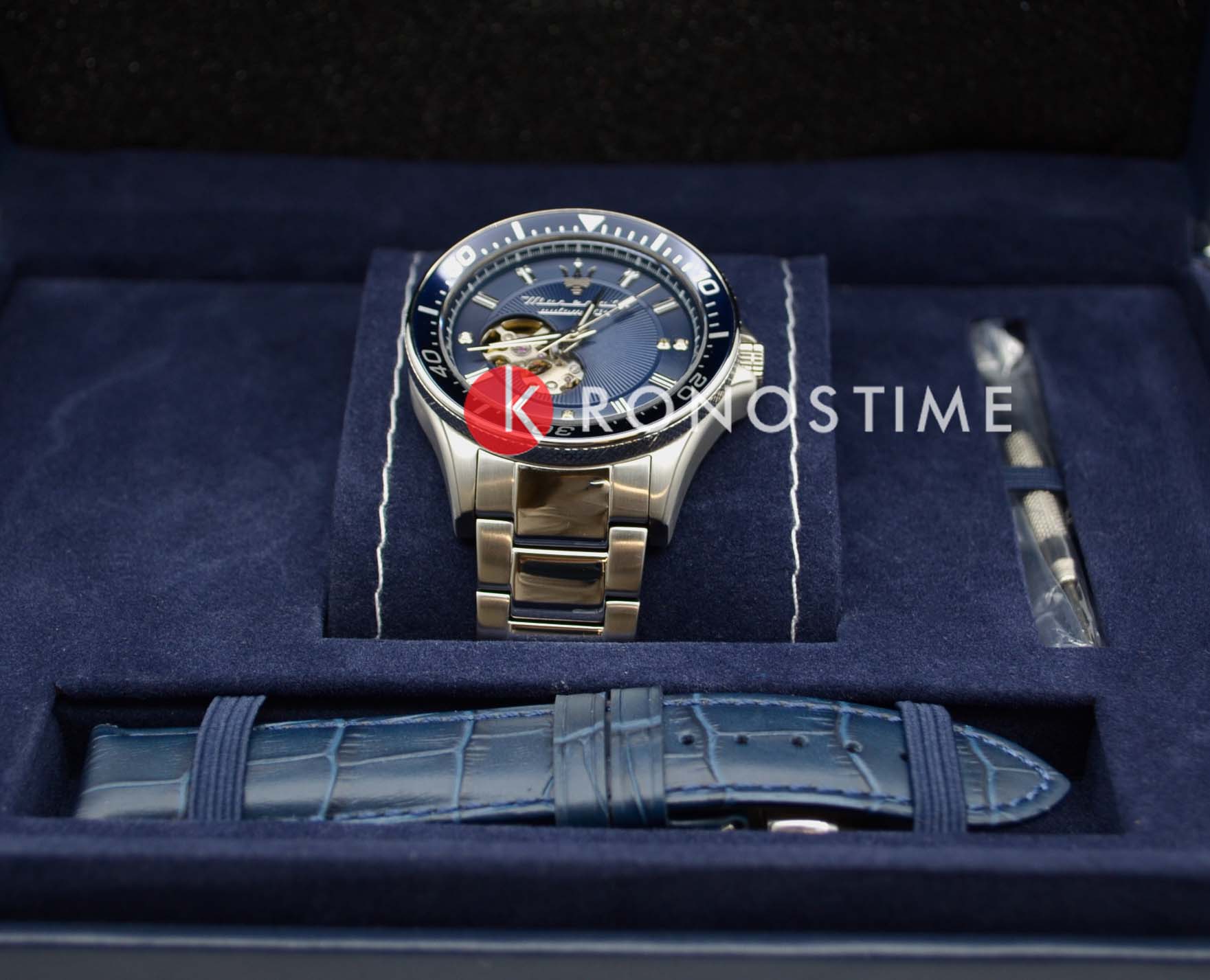 Maserati R8823140007 мужские часы застежка крупным планом