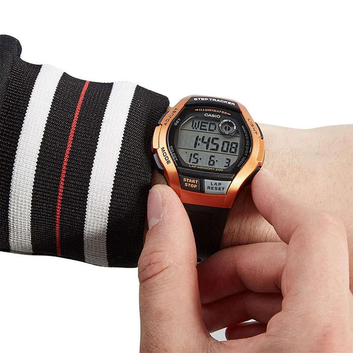 Casio Casio Collection WS-2000H-4A , наручные мужские часы фото под углом