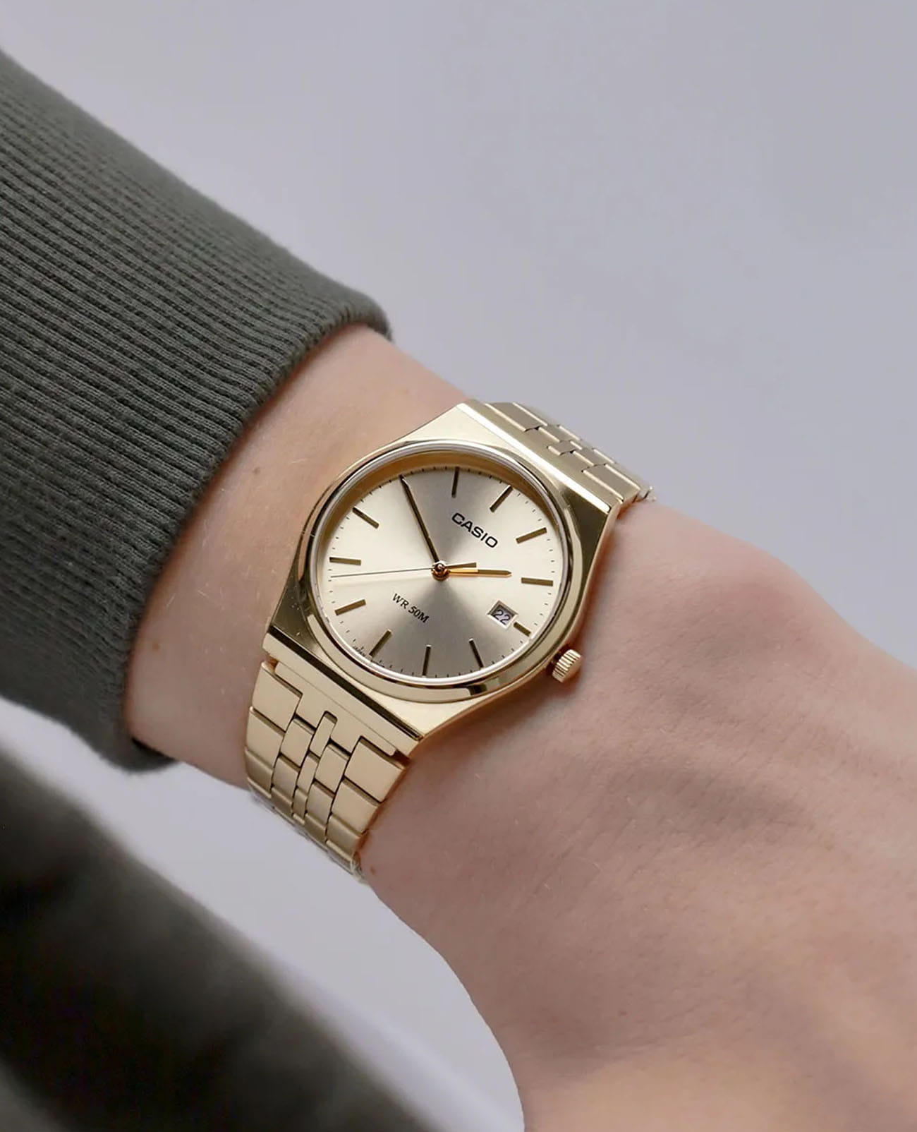 Casio Casio Collection MTP-B145G-9AVDF (MTP-B145G-9A) , наручные мужские часы фото под углом