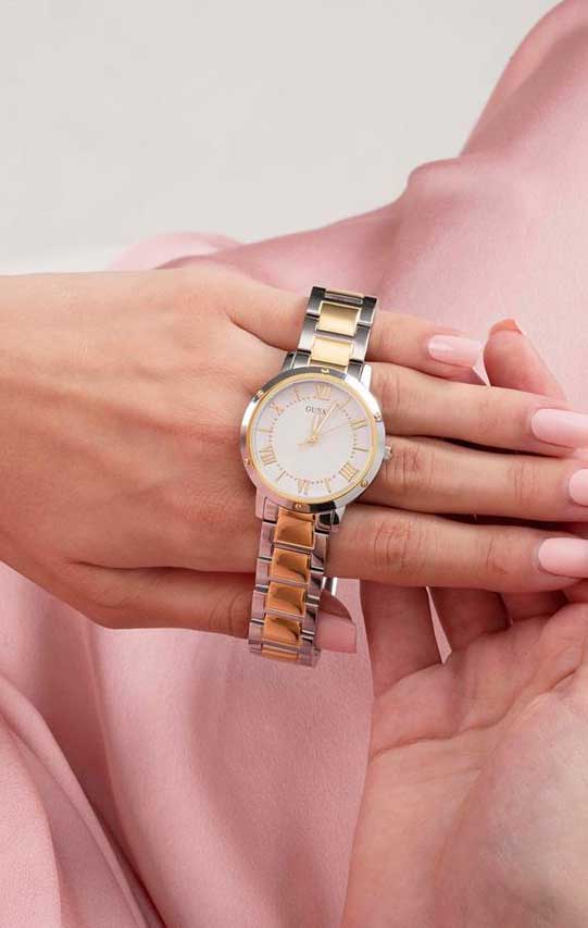 Guess Guess Dress Steel GW0404L2  - задняя крышка сталь металл корпуса, сша часы