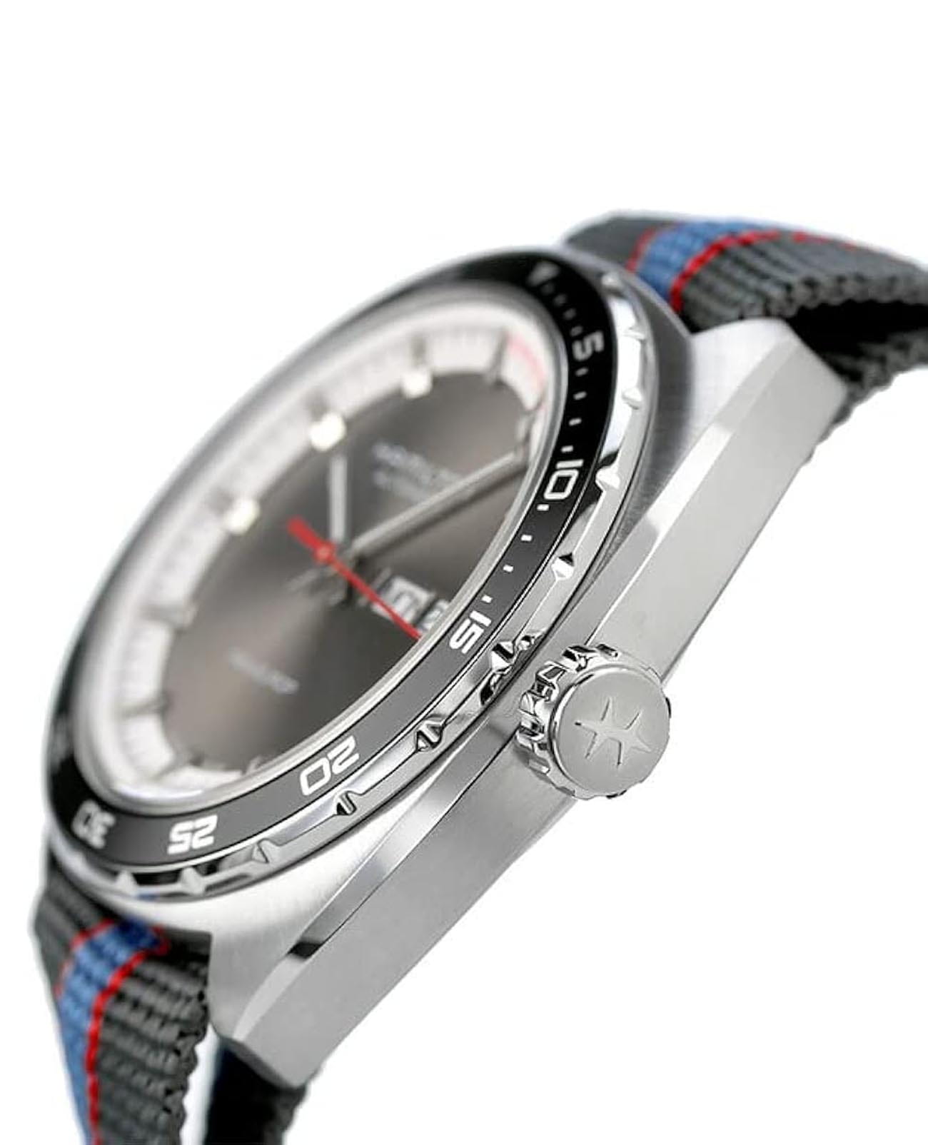 Hamilton Hamilton American Classic Pan Europ Day Date Auto H35415982, american classic швейцария мужские часы на браслете тканевый боковой вид