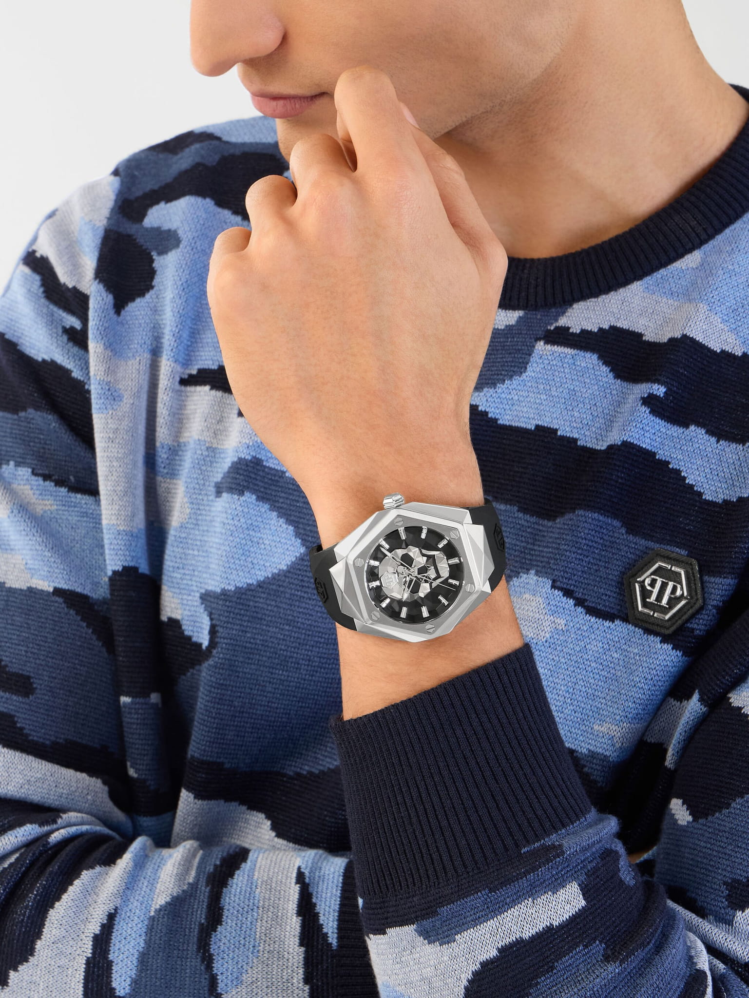 Philipp Plein PWPWA0124 женские часы застежка крупным планом