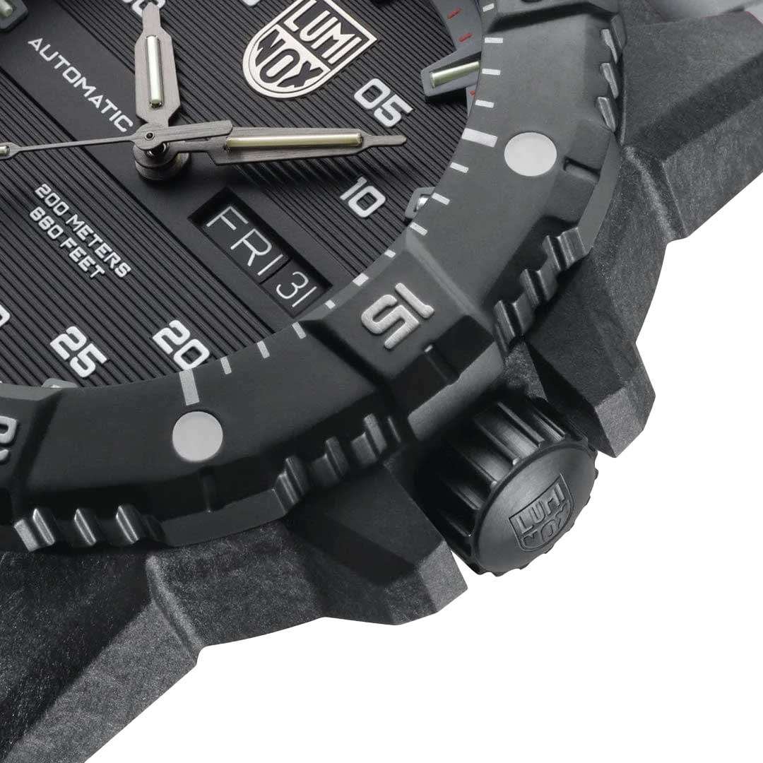 Luminox Luminox Master Carbon SEAL Automatic XS.3862 механические мужские часы часы крупный план серый циферблата