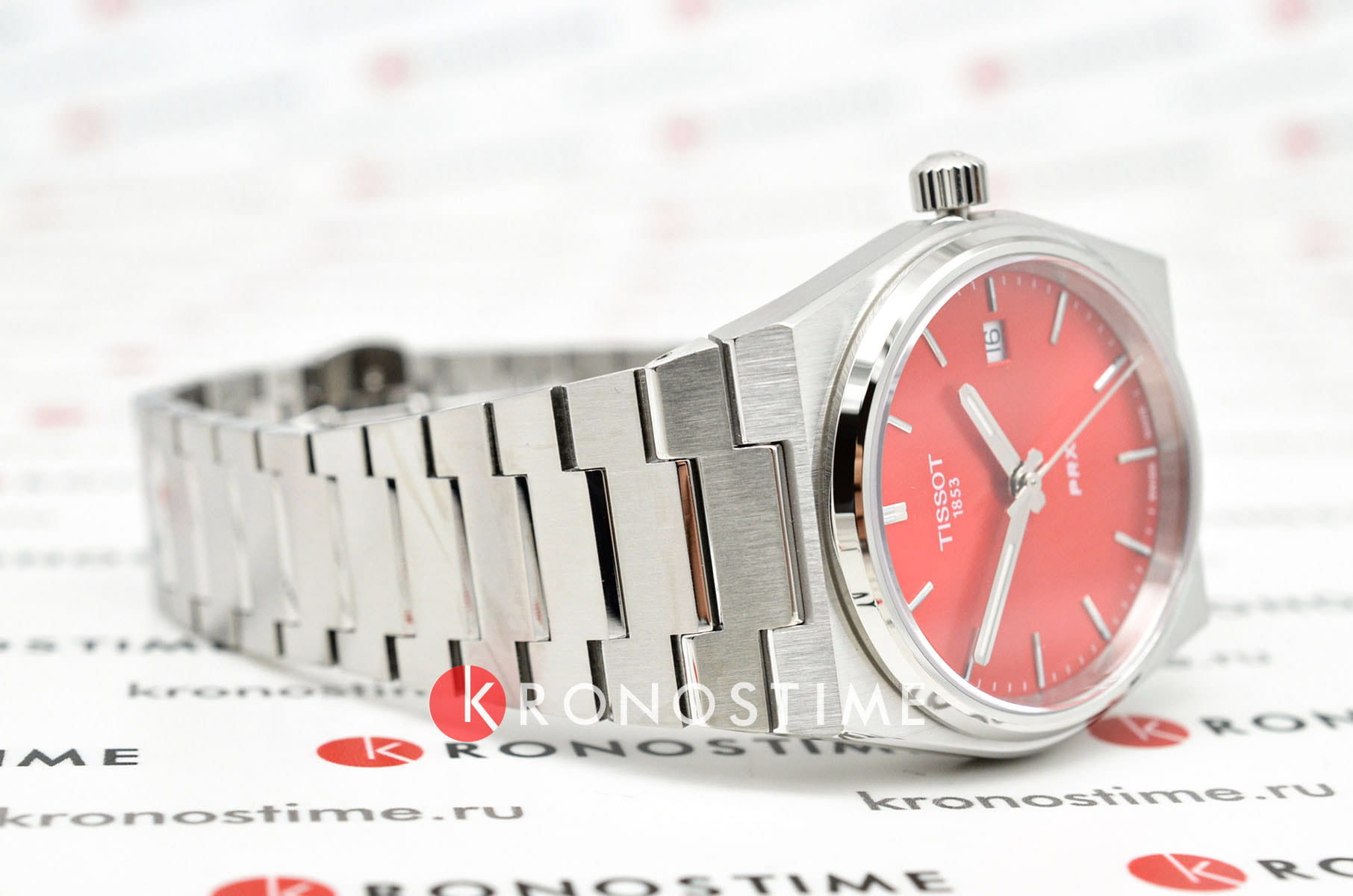 Tissot Tissot PRX 35 mm T137.210.11.421.00 кварцевые женские часы часы крупный план красный циферблата