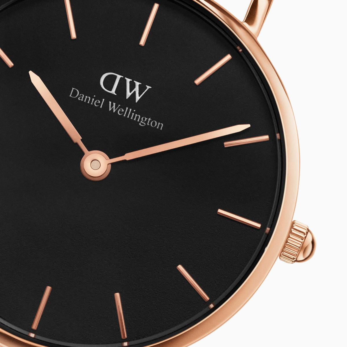 Daniel Wellington Daniel Wellington Petite Mawes DW00100225 , наручные женские часы фото под углом
