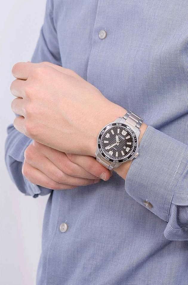 Citizen Citizen AW1524-84E , наручные мужские часы фото под углом